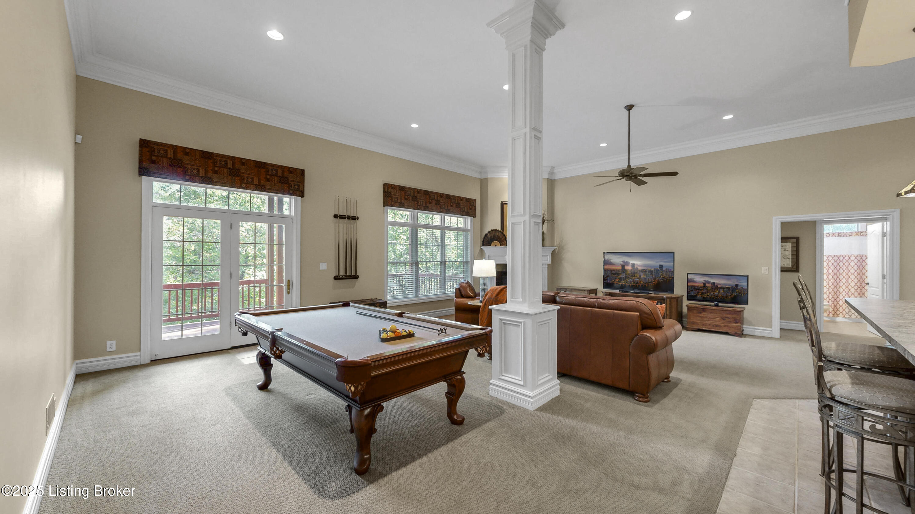 113 Chestnut Glen Dr