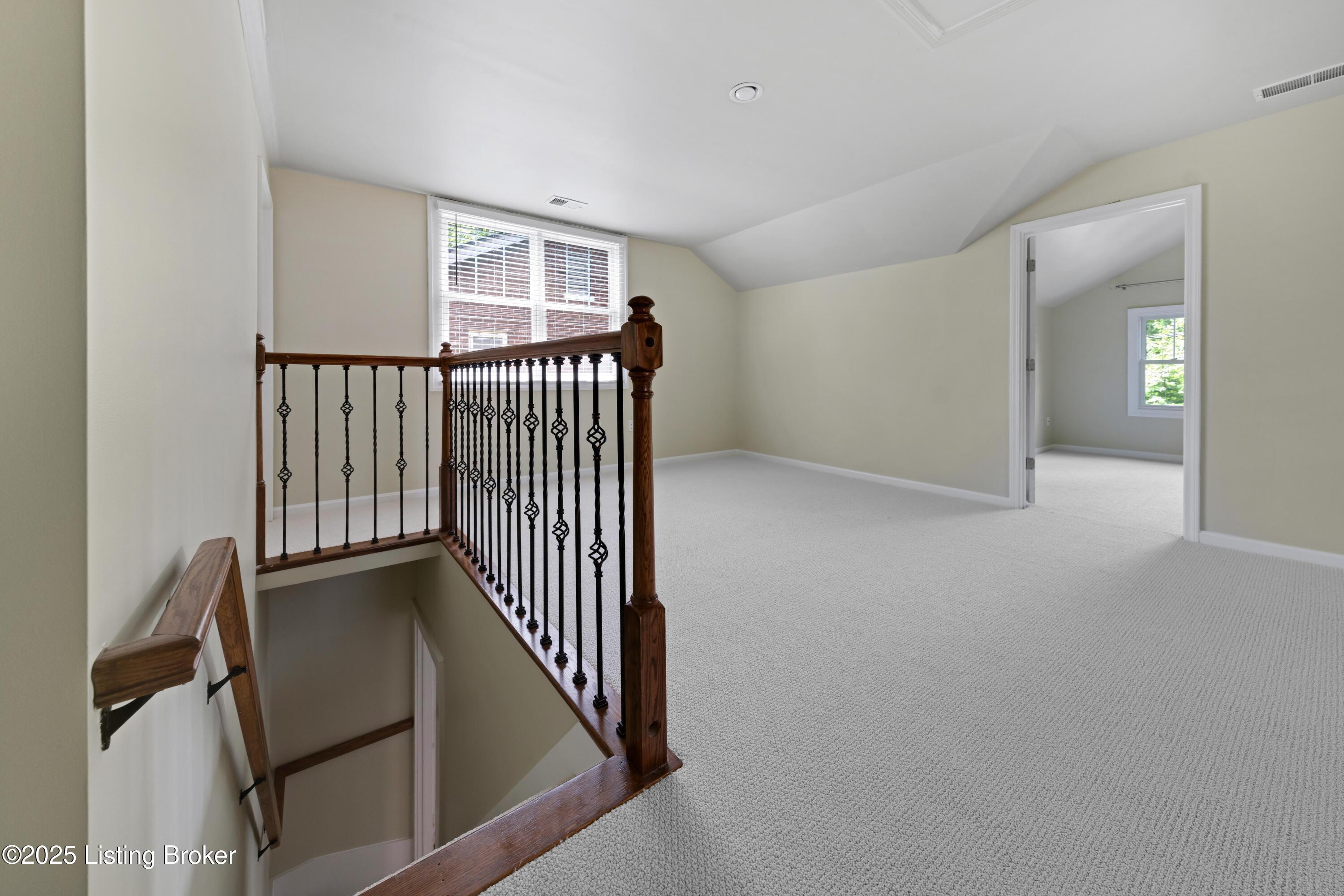 2539 Carolina Ave