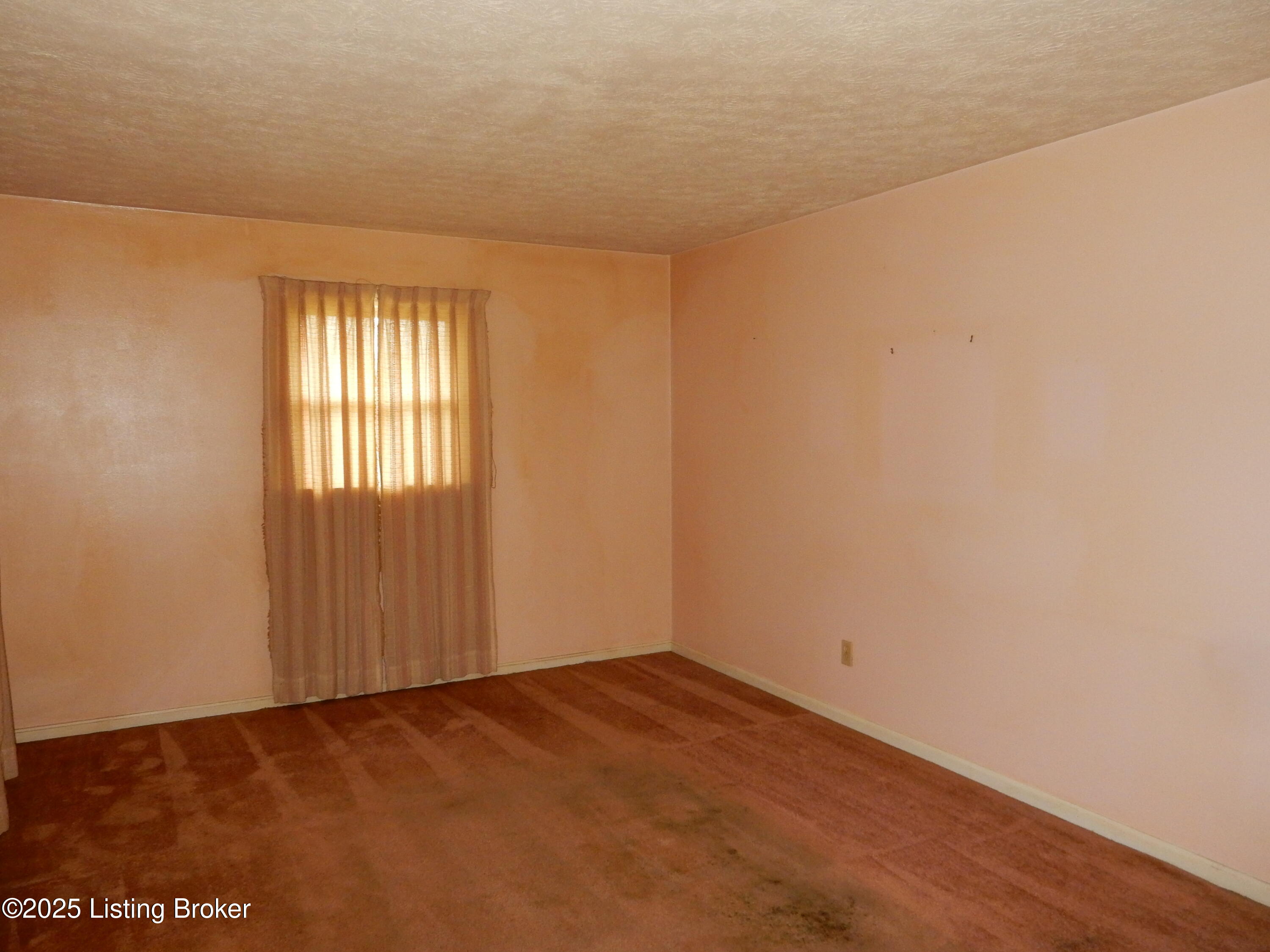 142 Short St