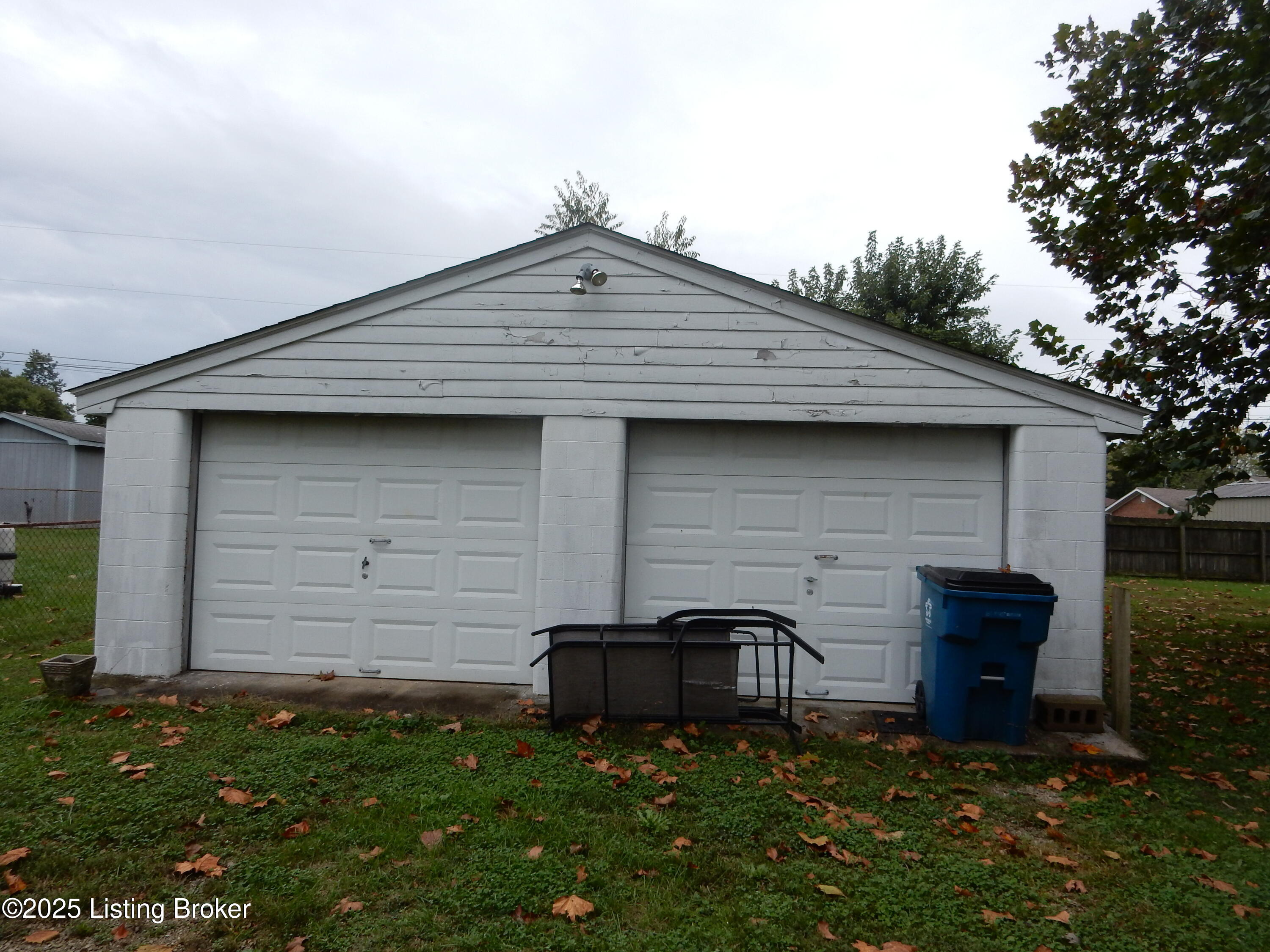 142 Short St