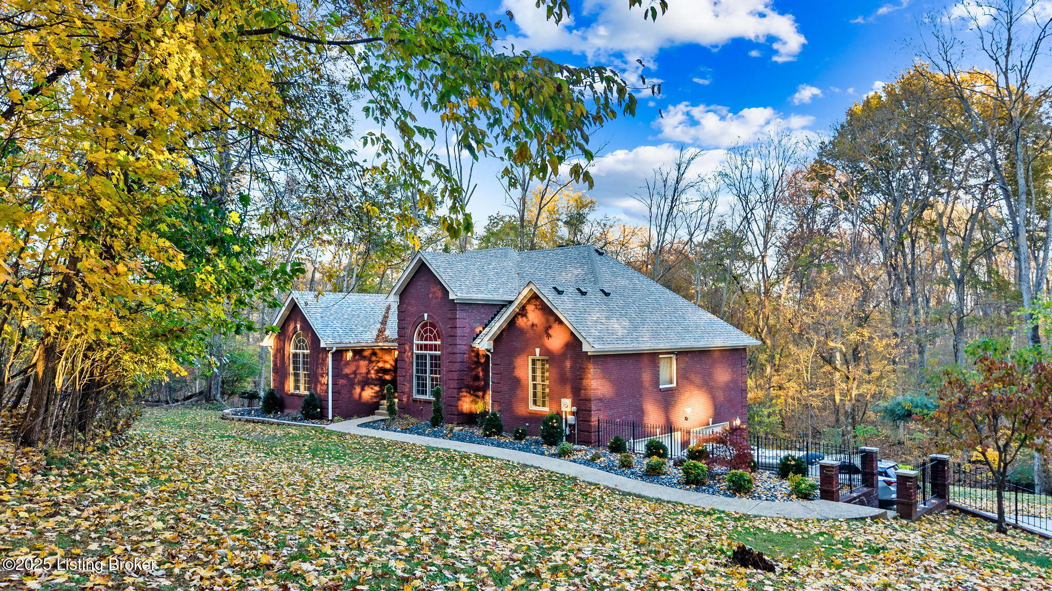 765 Wilderness Trail