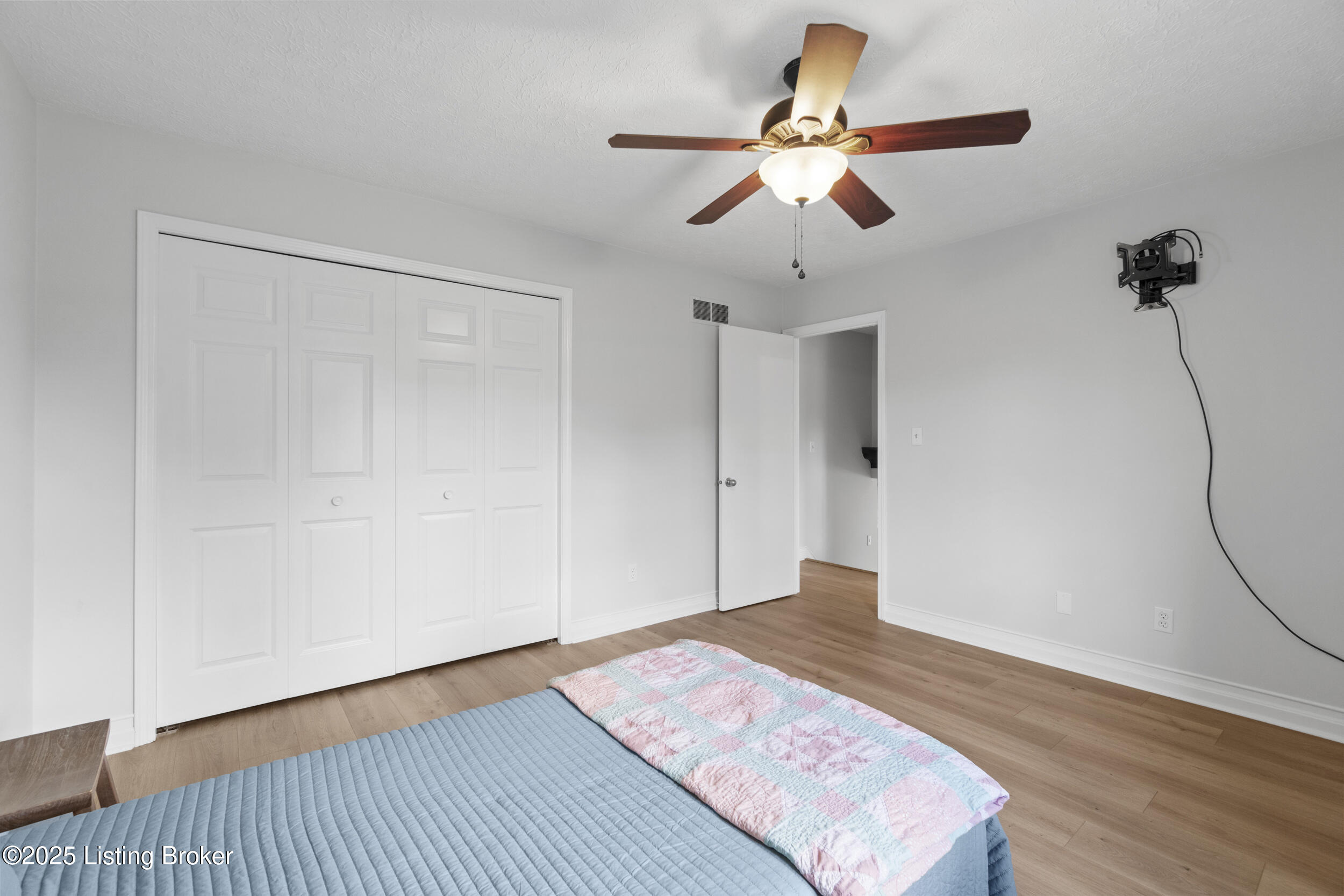 4012 Cumberland Dr