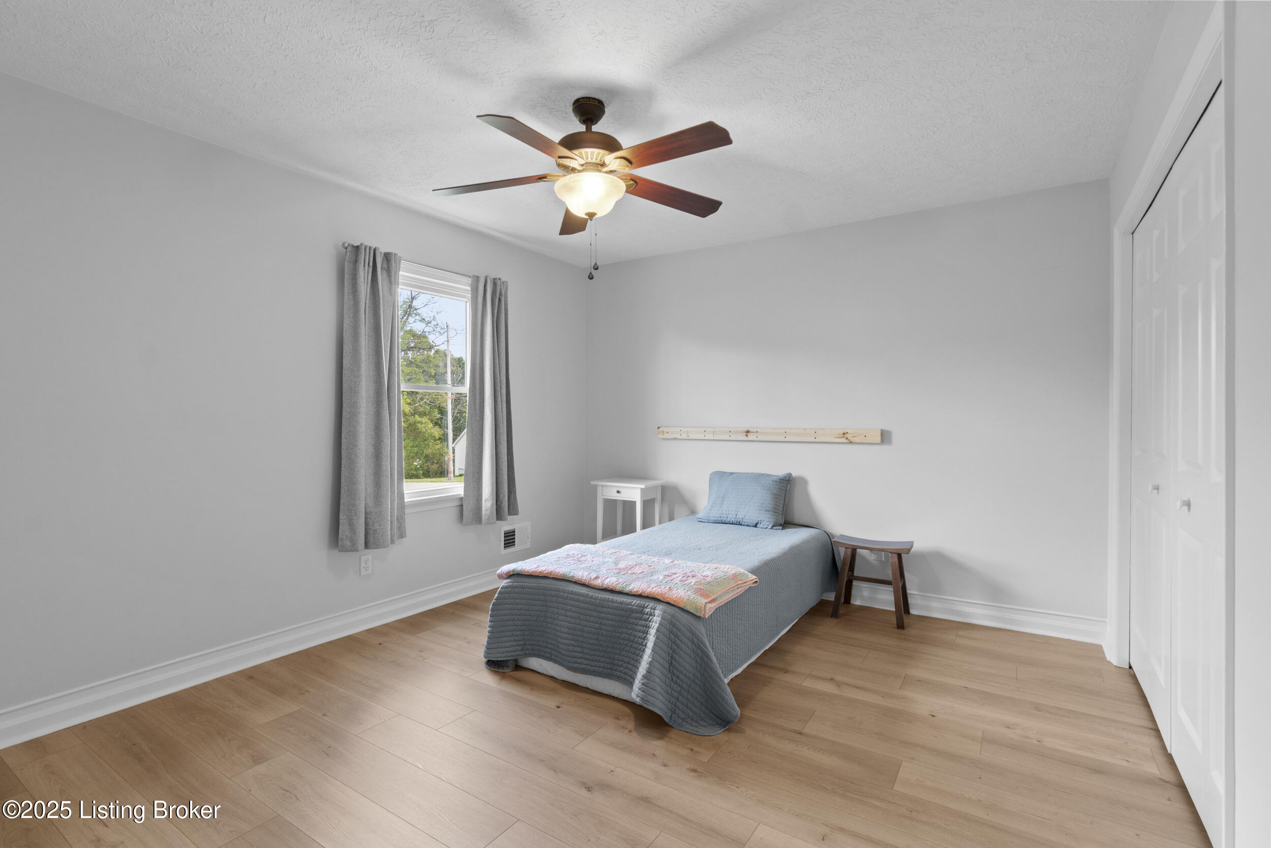 4012 Cumberland Dr