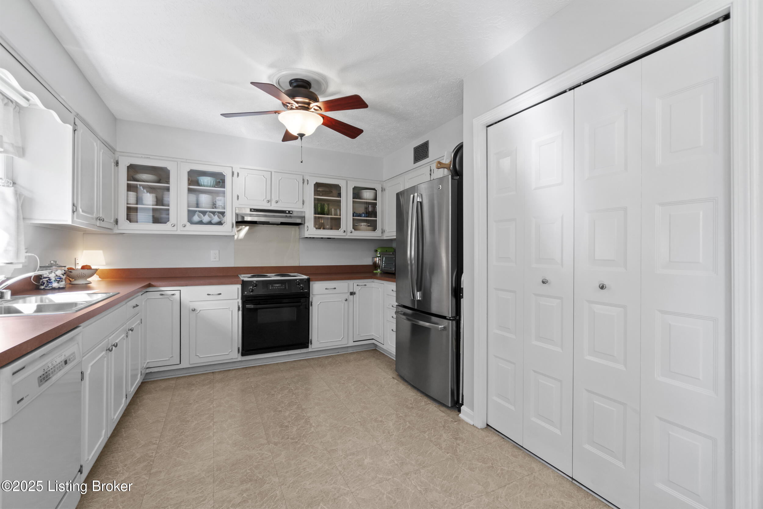 4012 Cumberland Dr