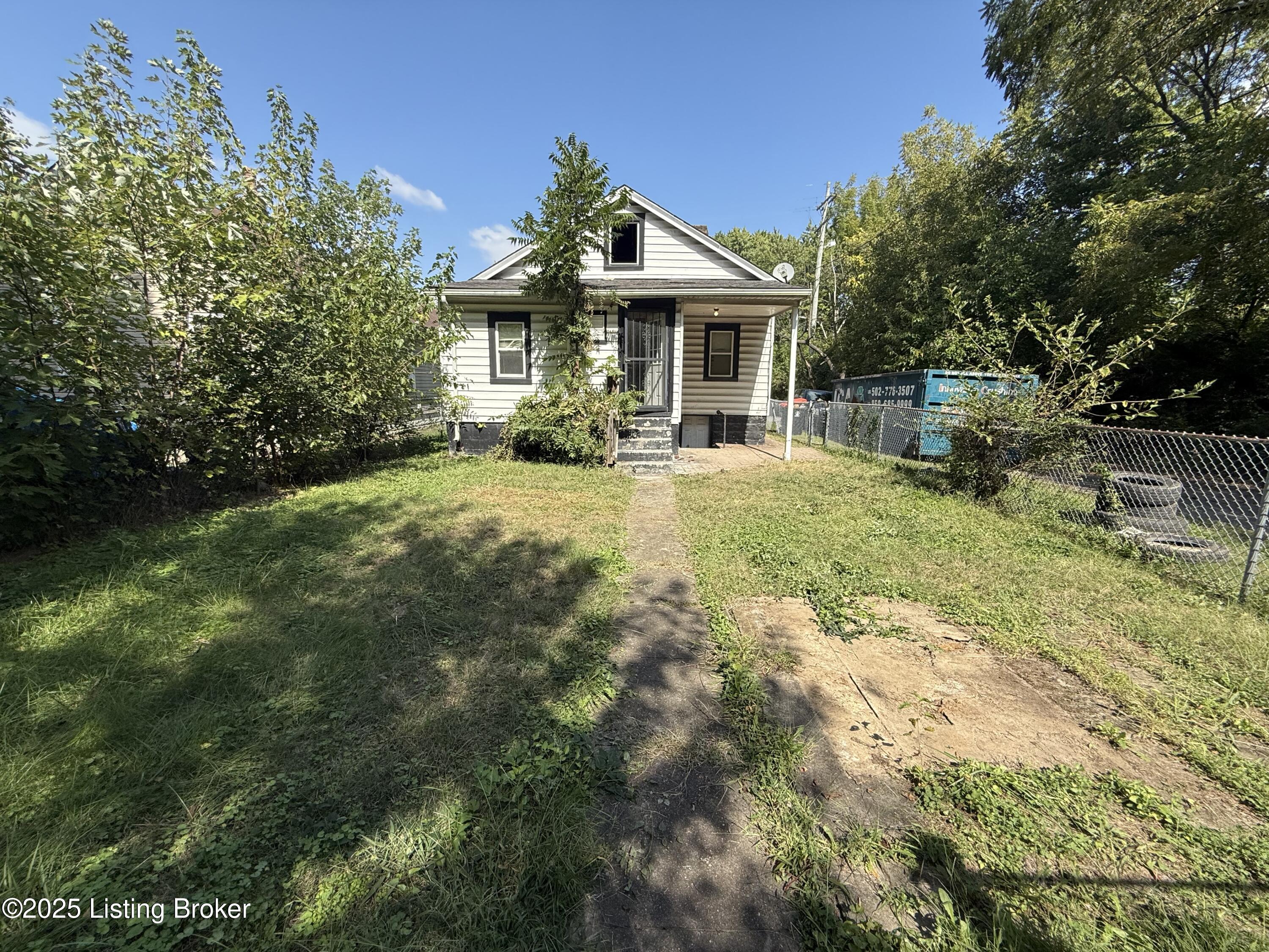 3226 W Jefferson St