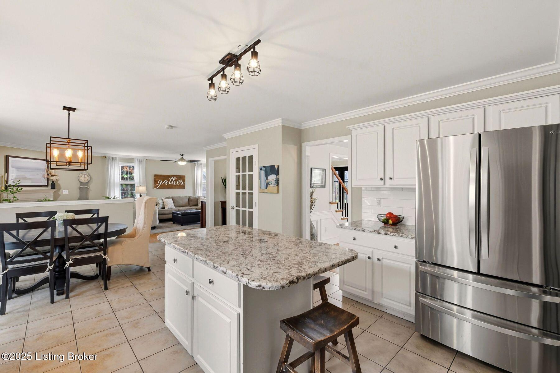 4110 Woods View Pl