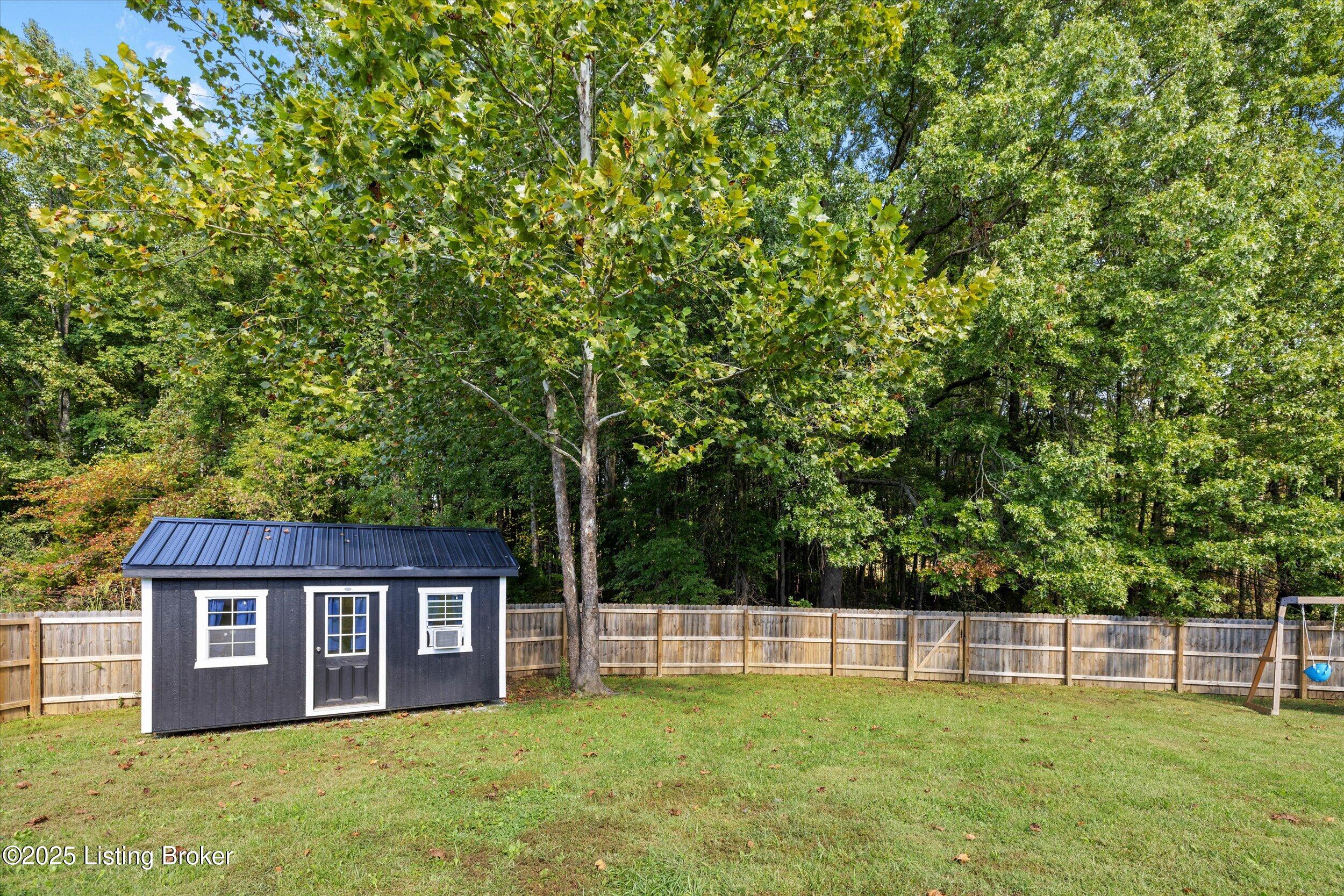 225 Tex Ave