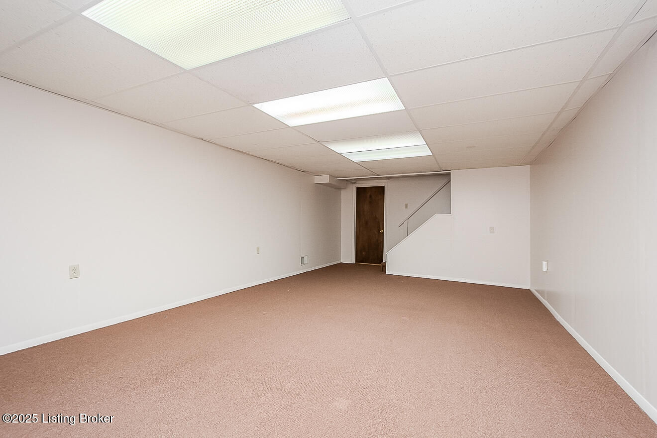 7608 Tempsclair Rd