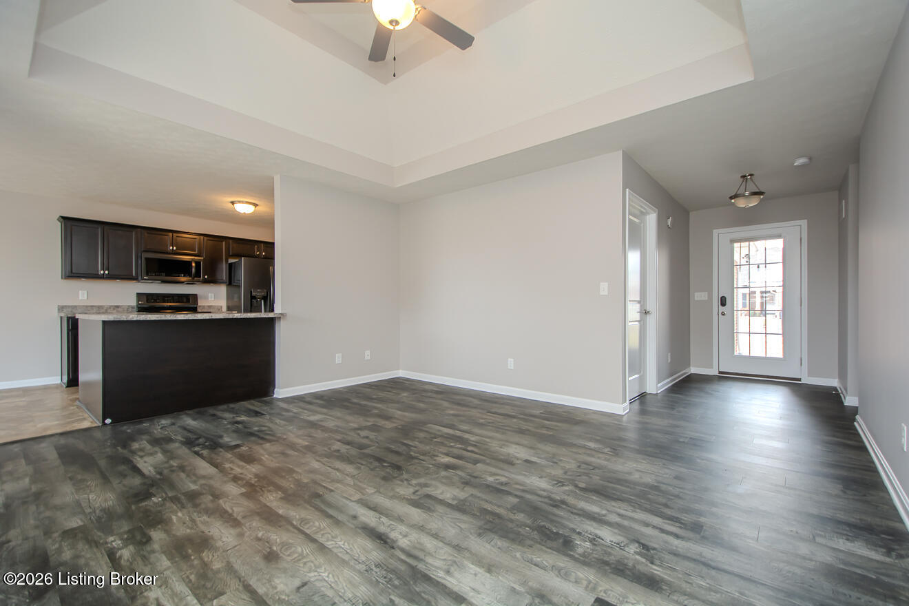 404 Villa Ln
