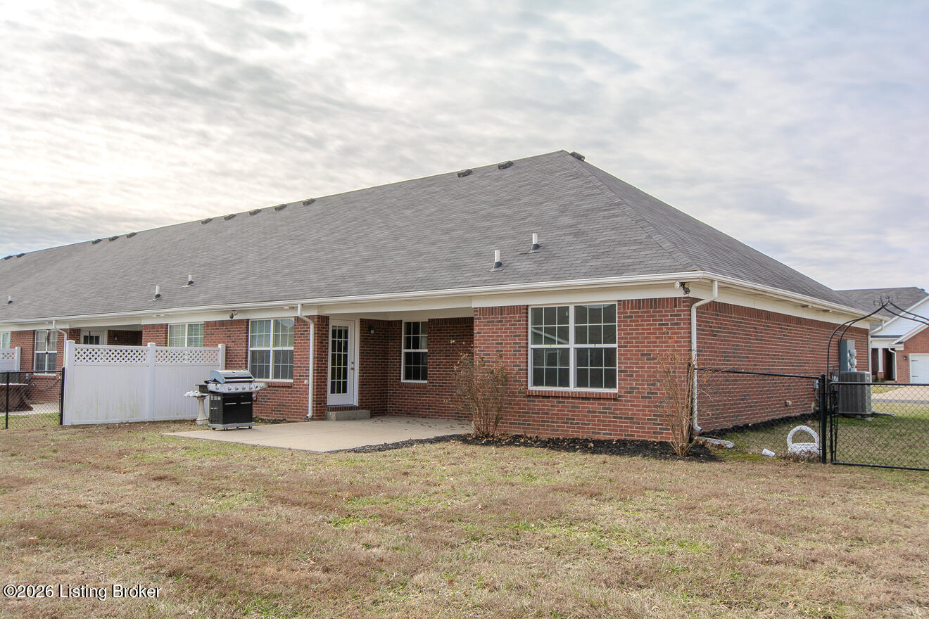 404 Villa Ln
