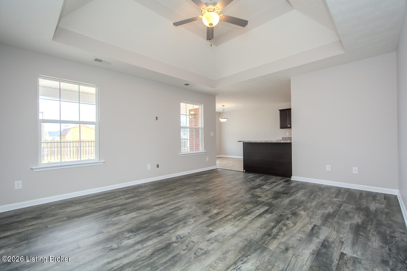 404 Villa Ln