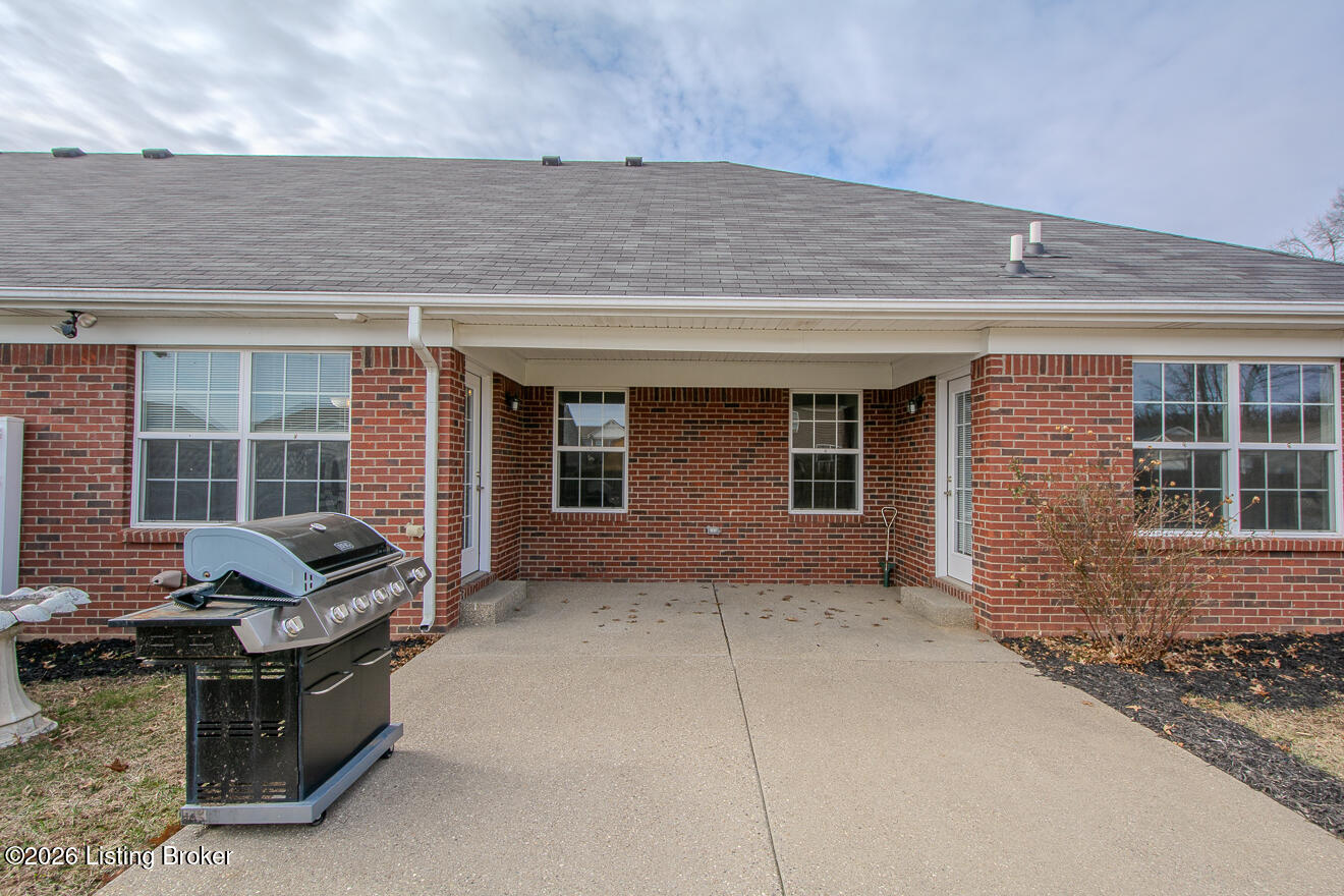 404 Villa Ln