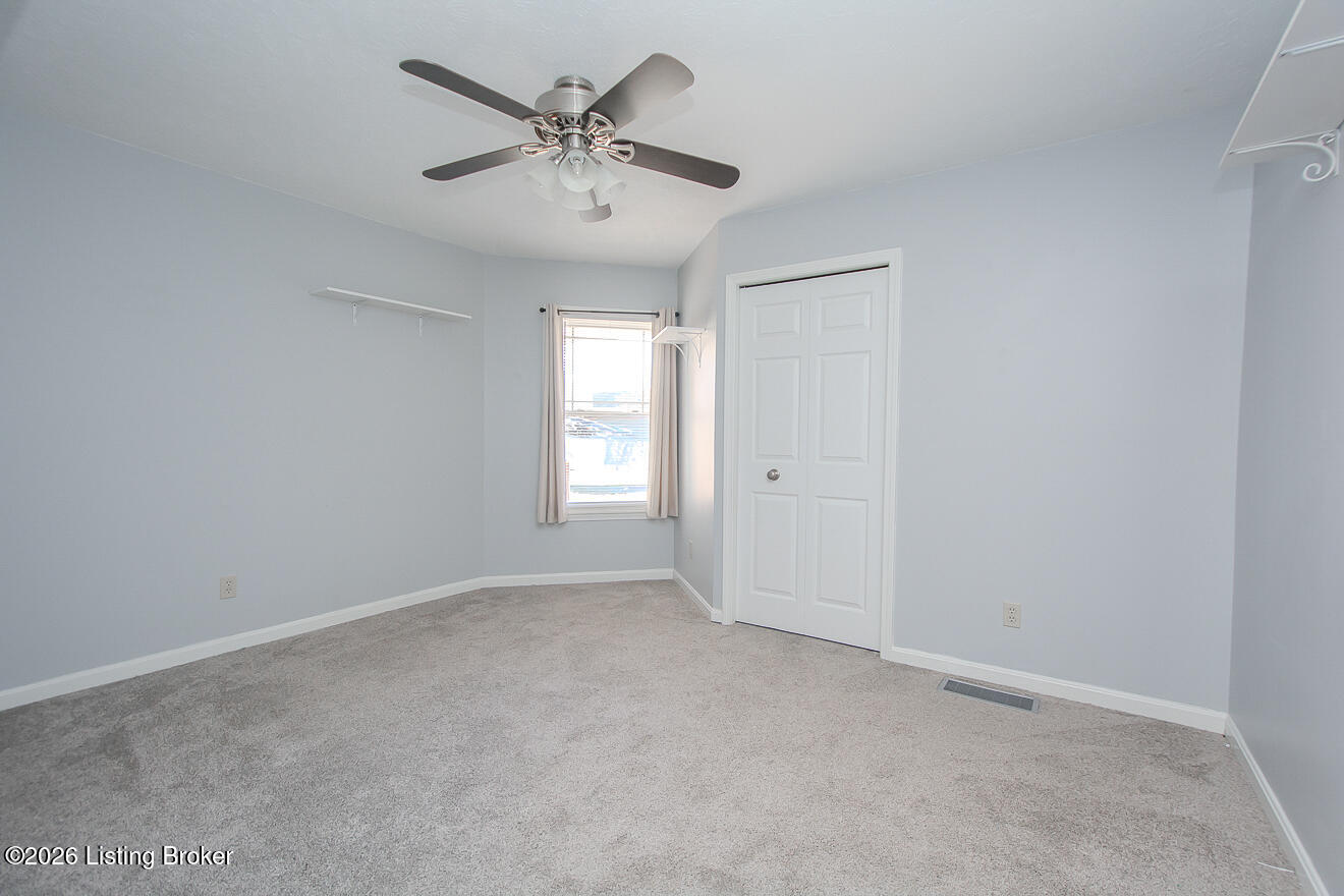 7802 Appleview Ln
