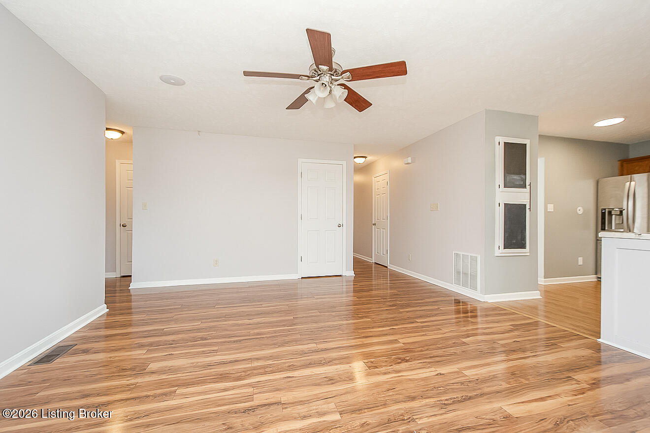 7802 Appleview Ln