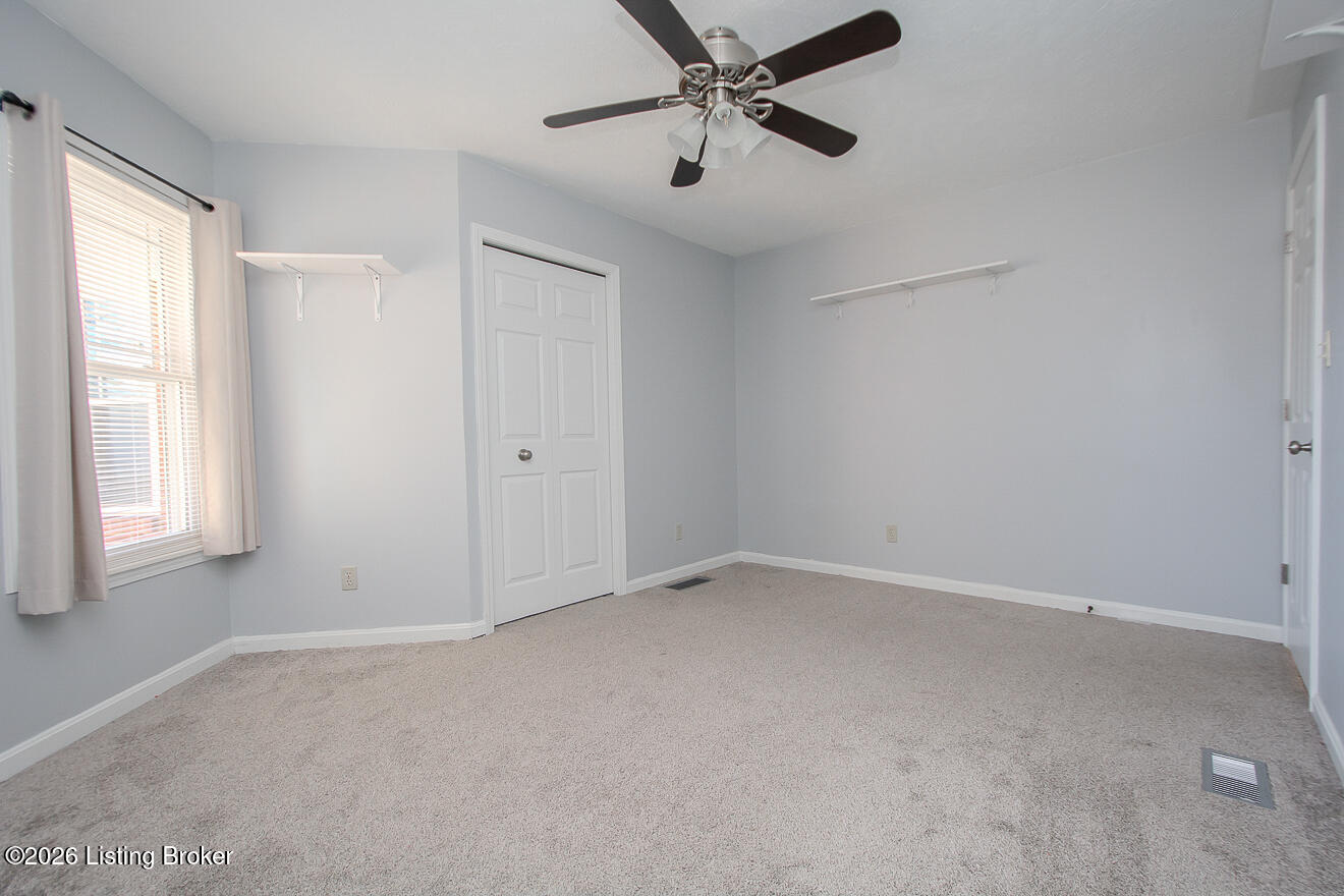 7802 Appleview Ln