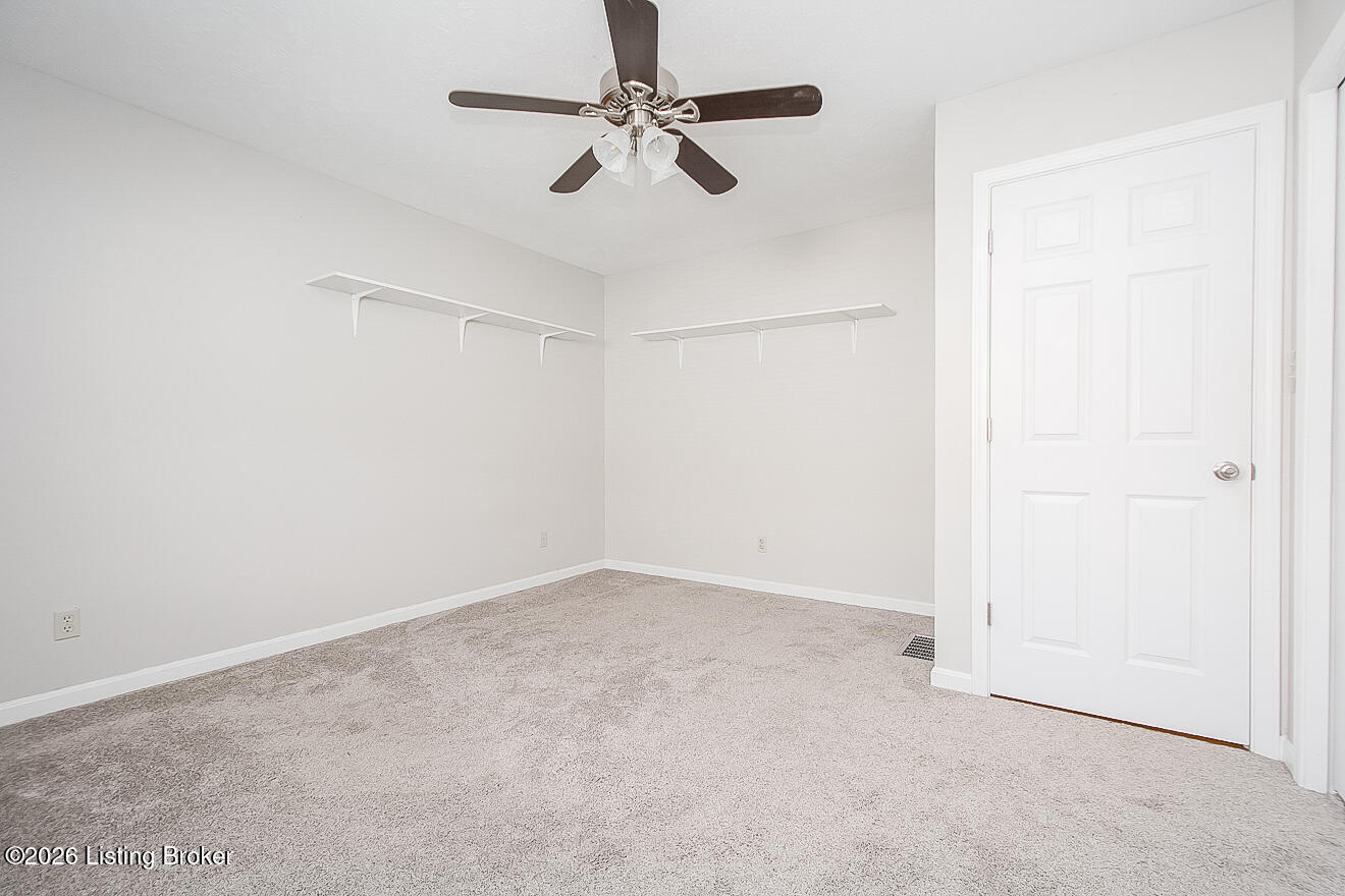 7802 Appleview Ln