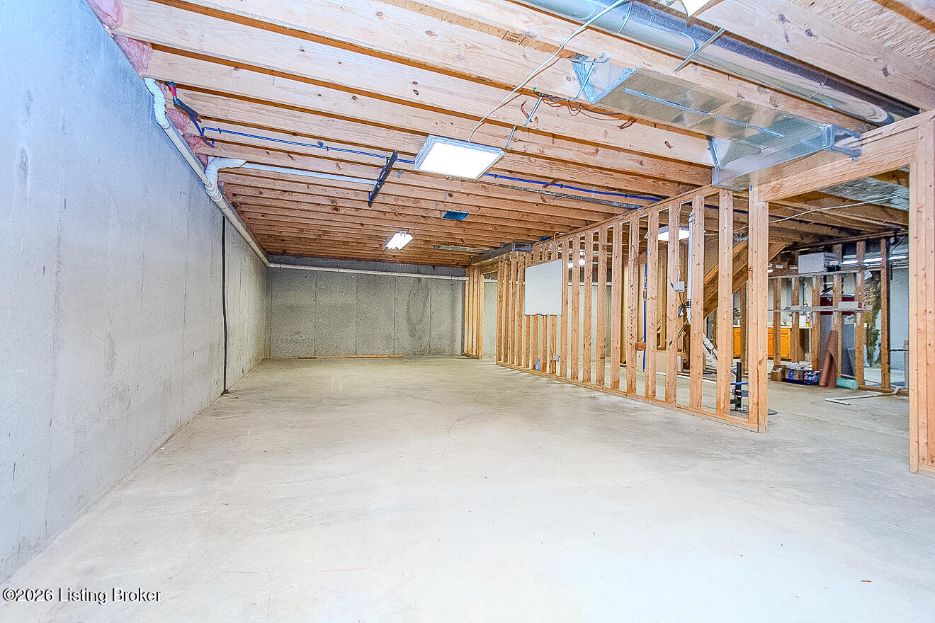 7802 Appleview Ln