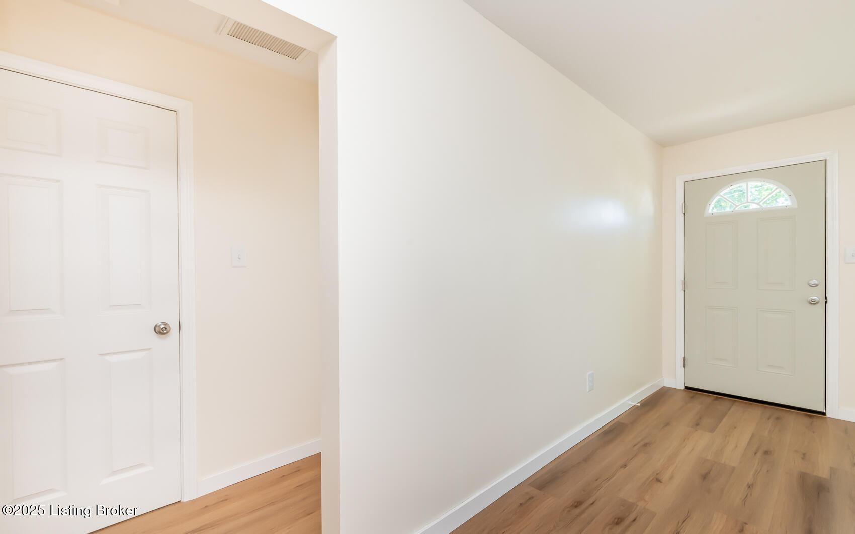 1902 Hazelwood Ct