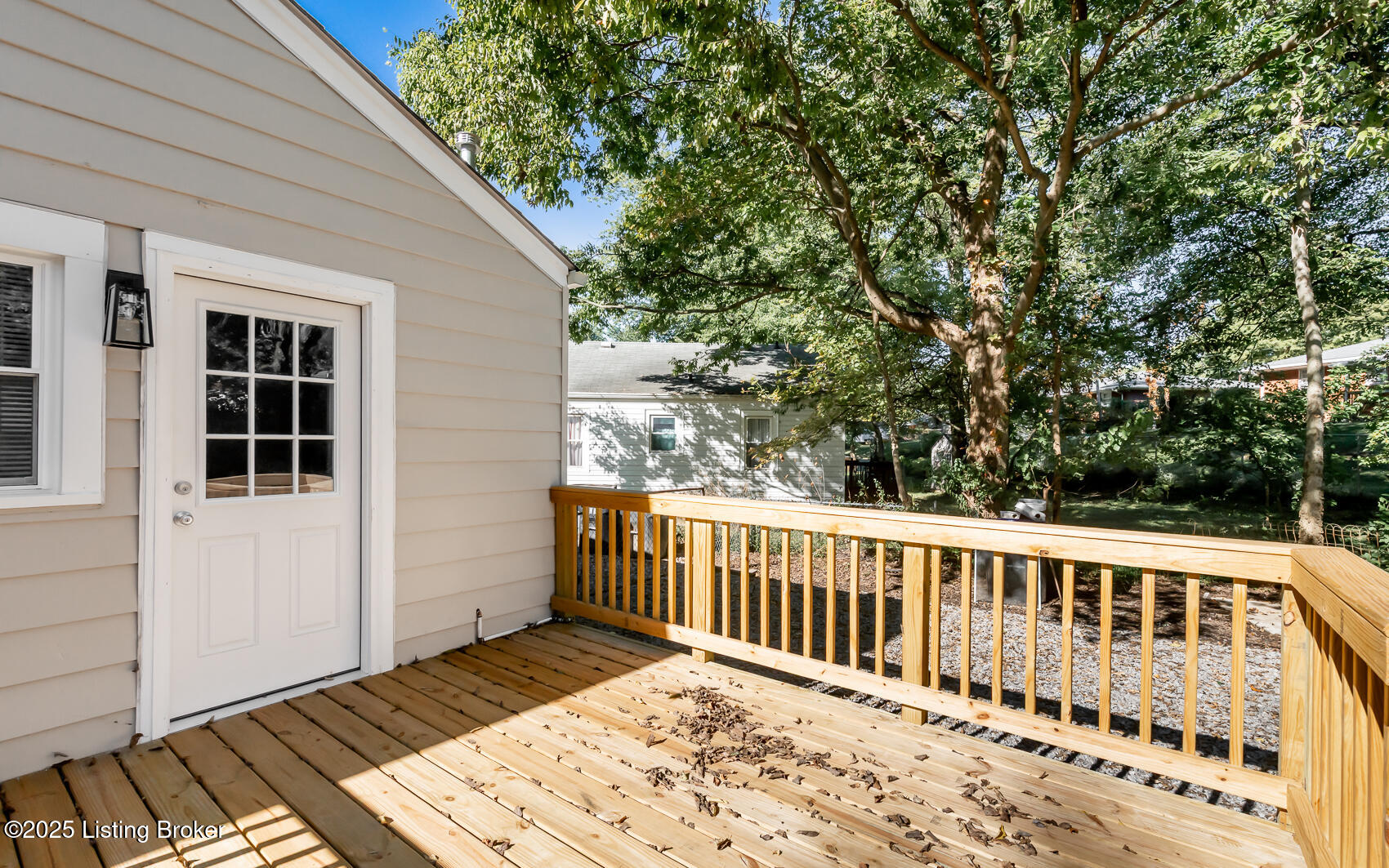 1902 Hazelwood Ct