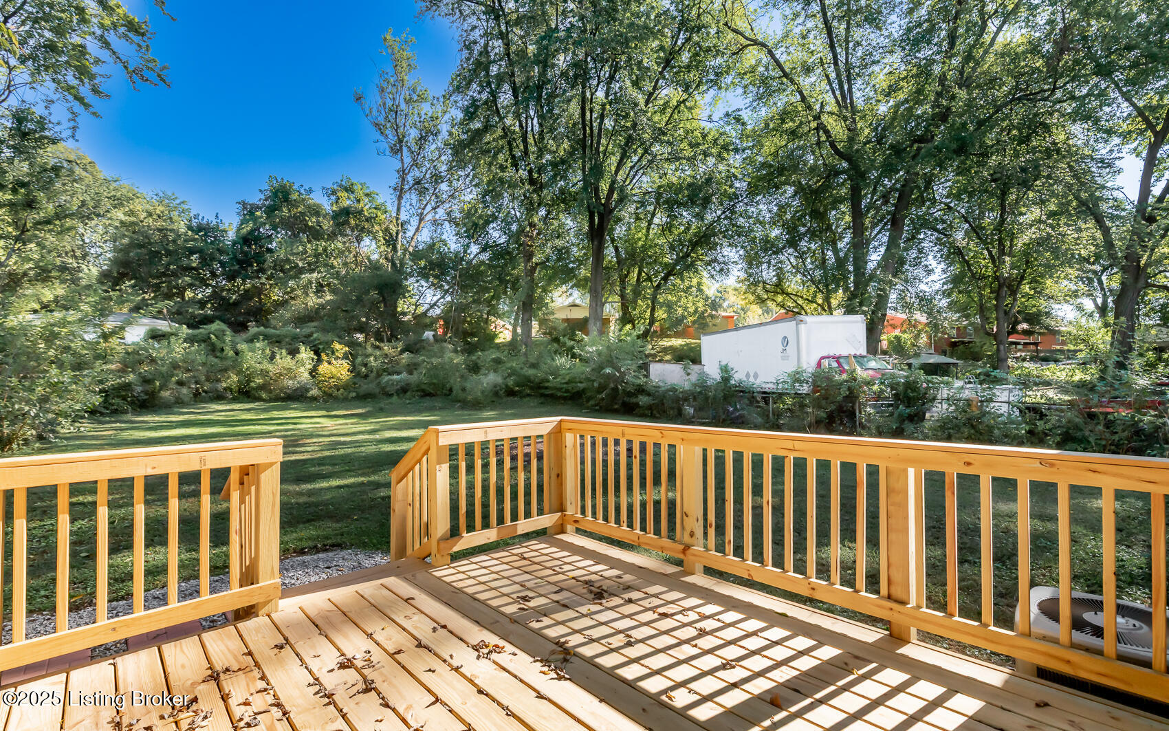 1902 Hazelwood Ct