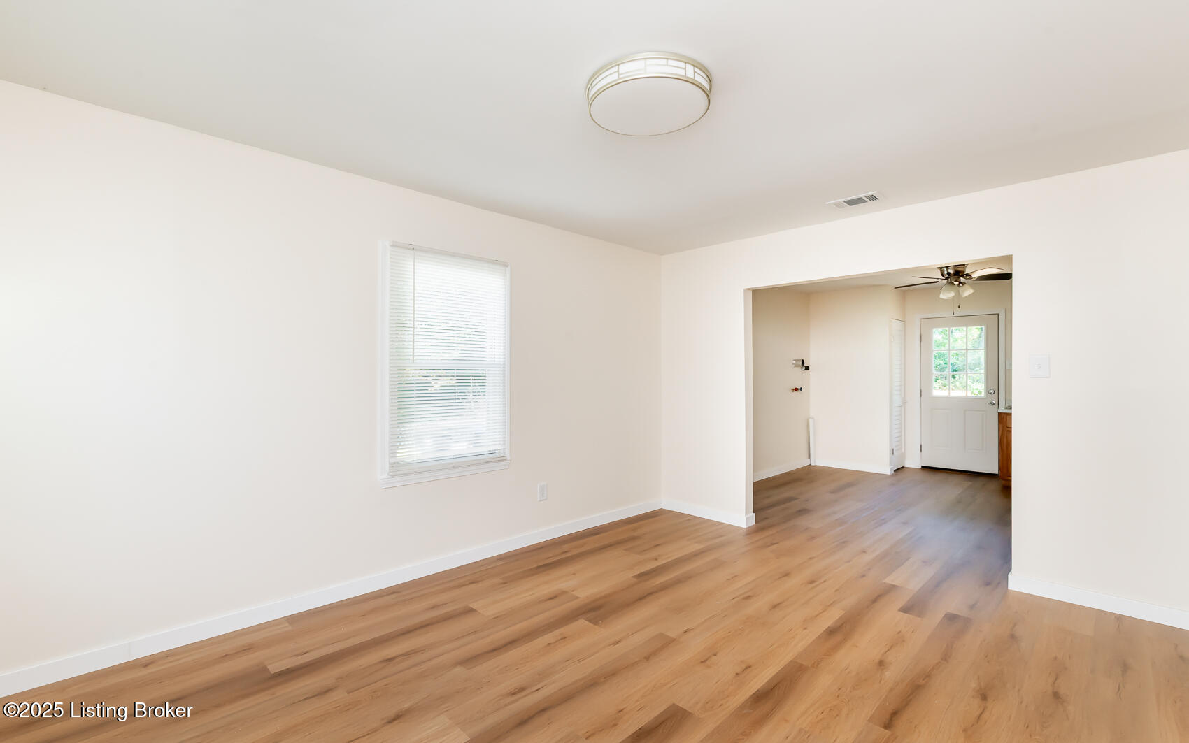 1902 Hazelwood Ct