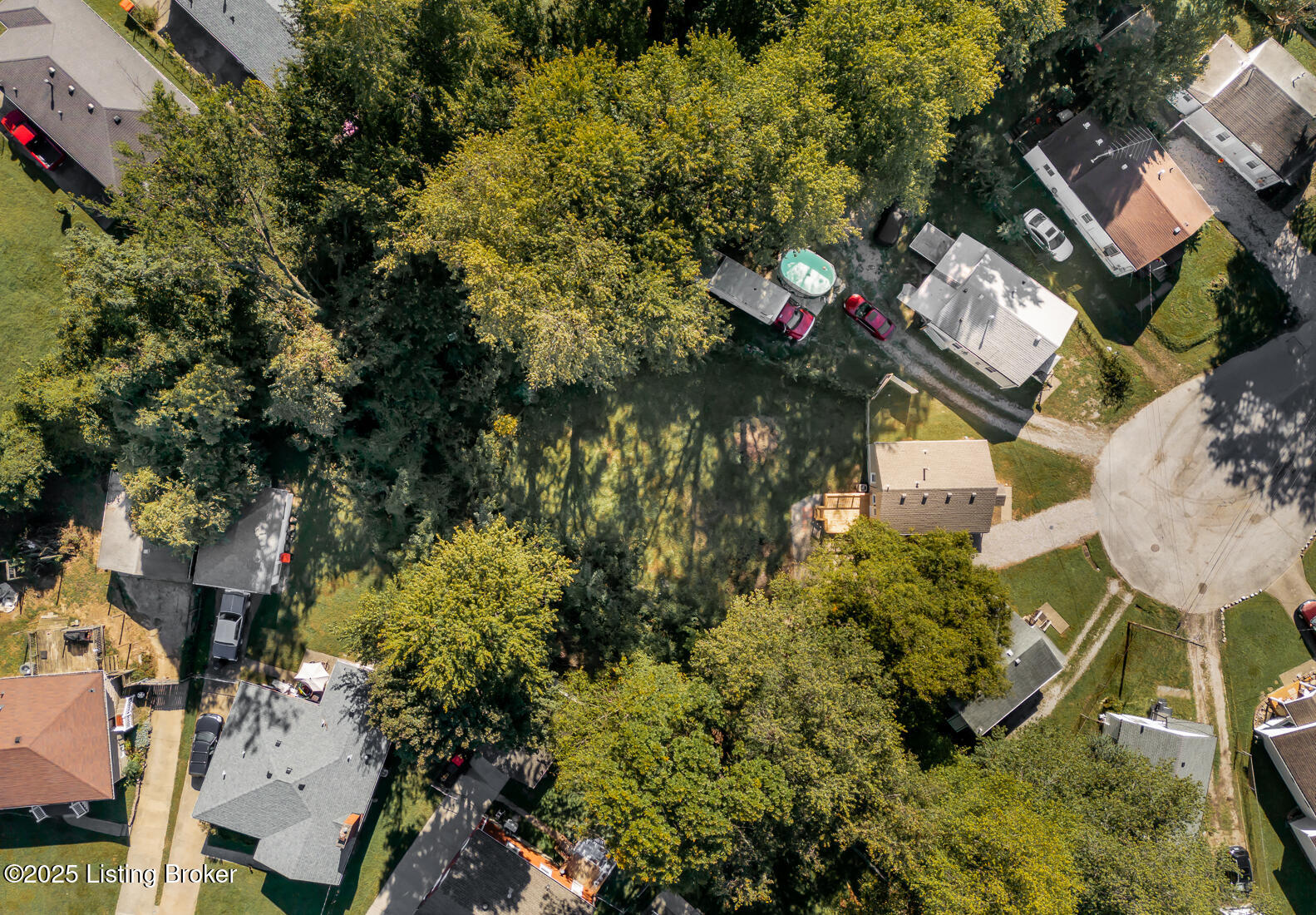 1902 Hazelwood Ct