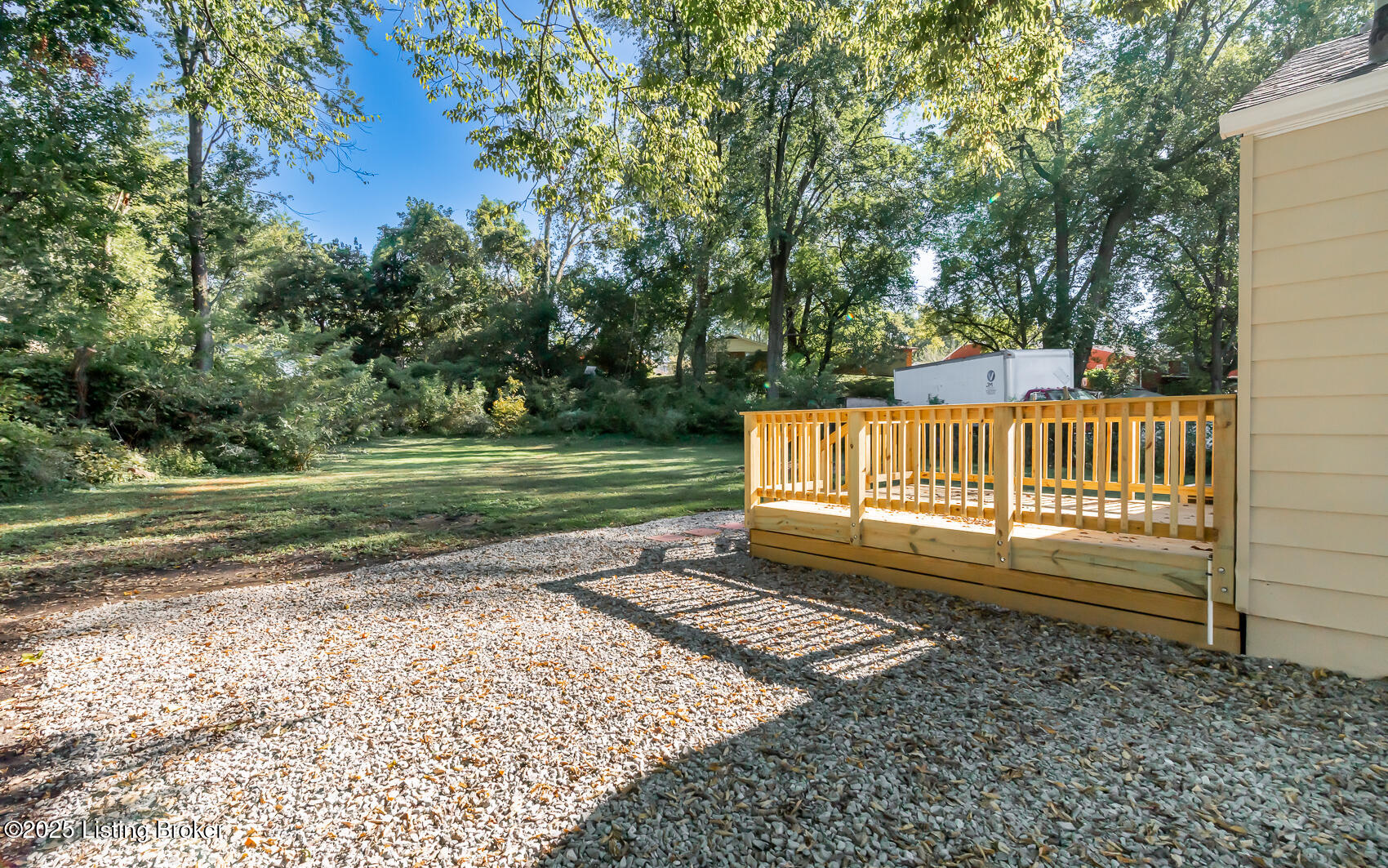 1902 Hazelwood Ct