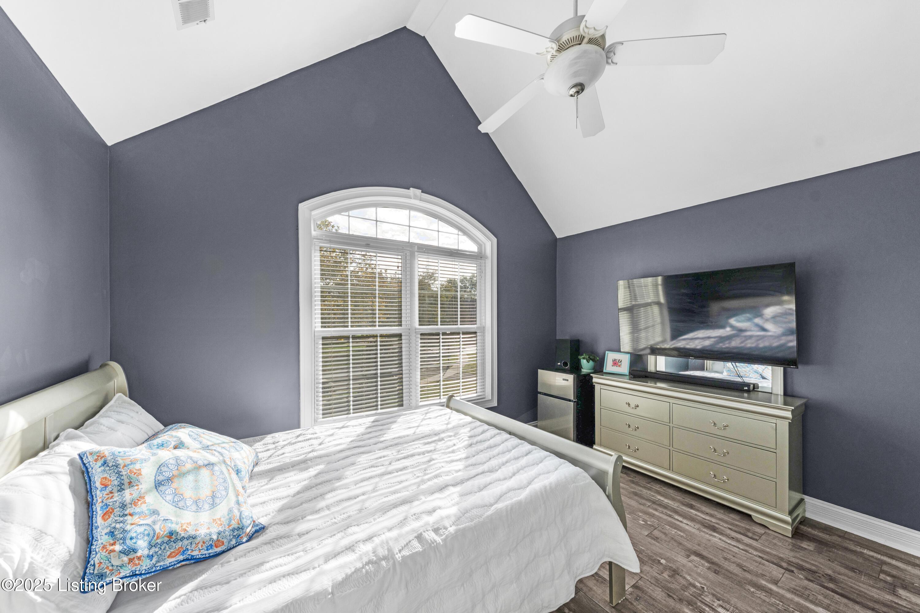 11006 Radleigh Ln