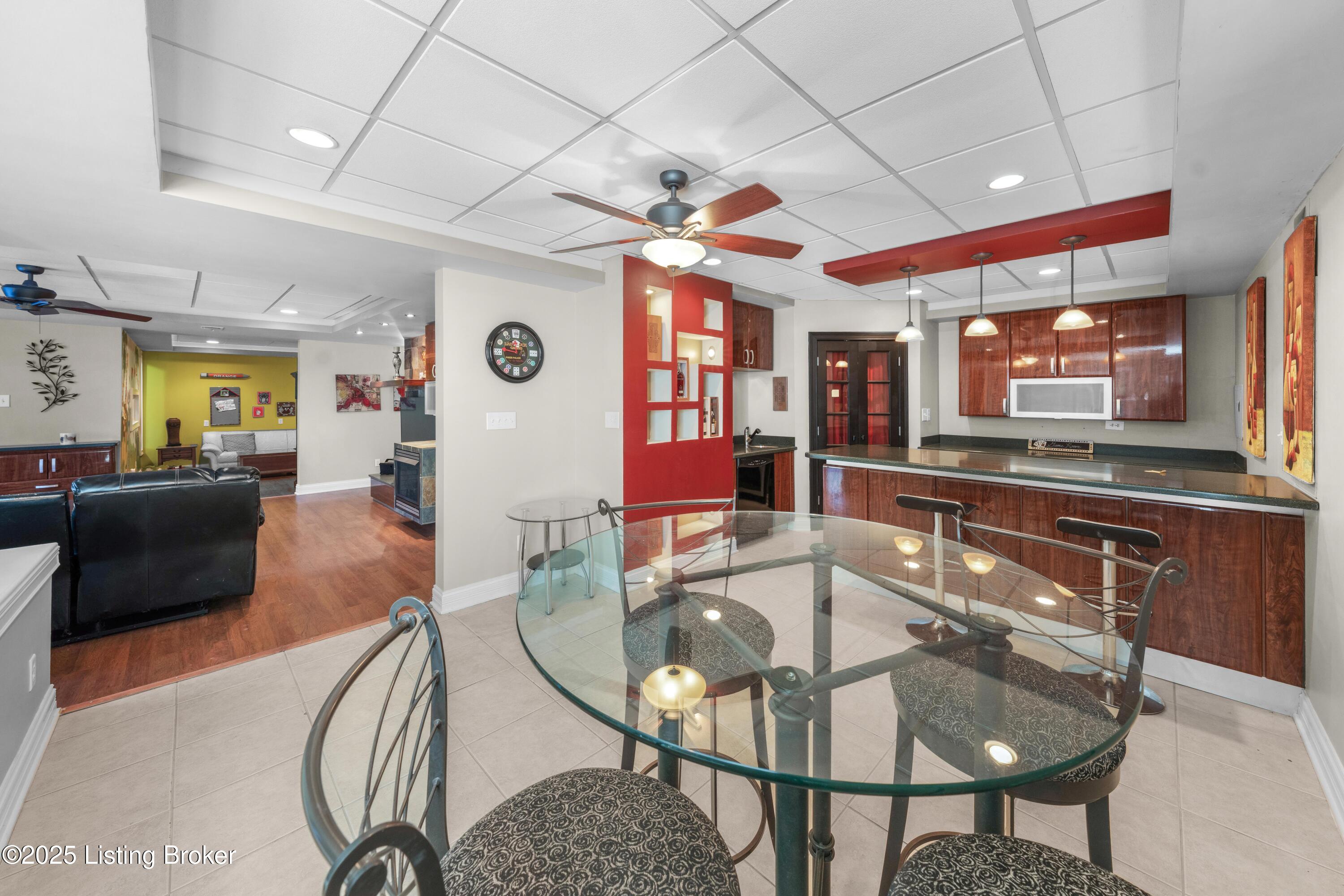 11006 Radleigh Ln