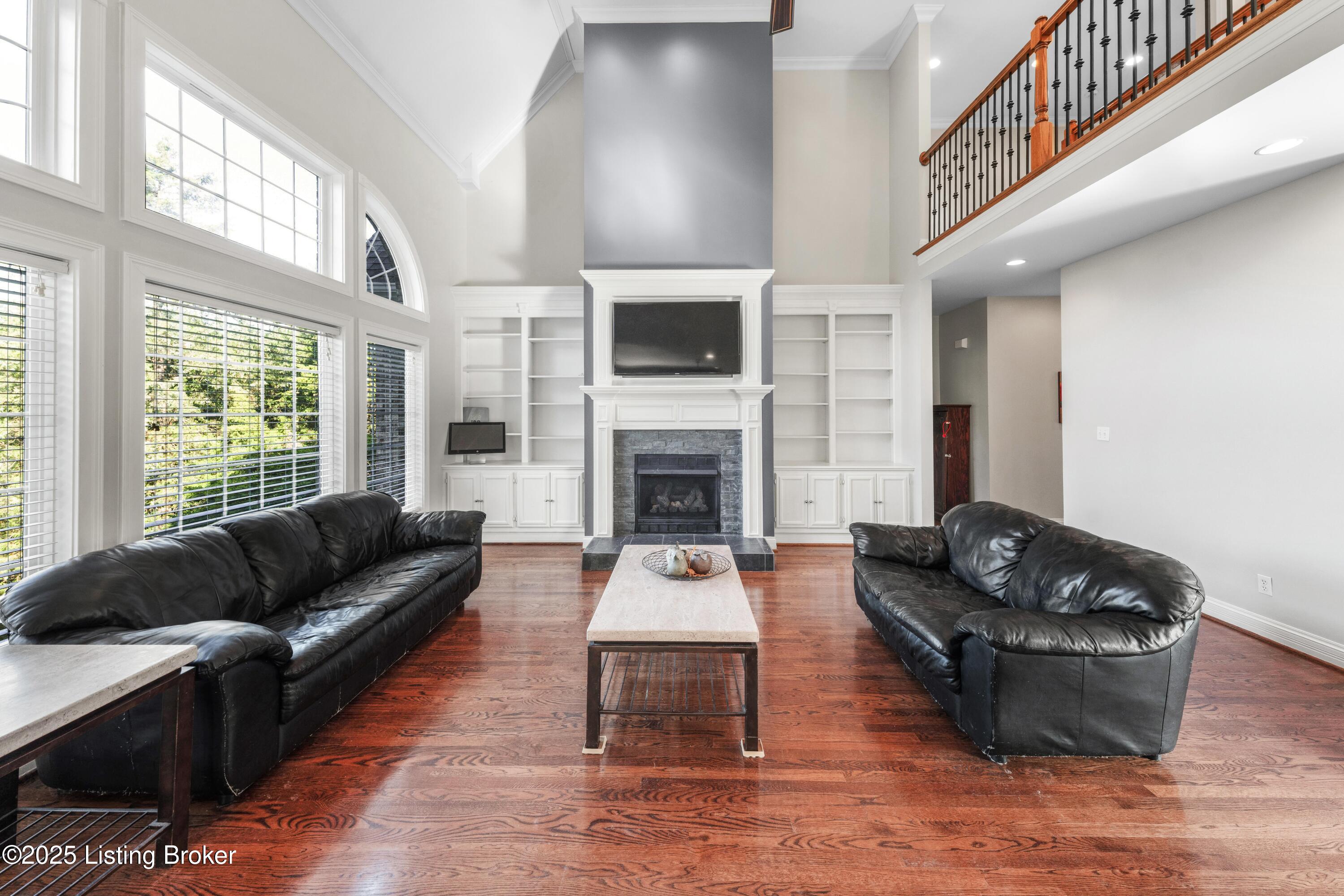 11006 Radleigh Ln