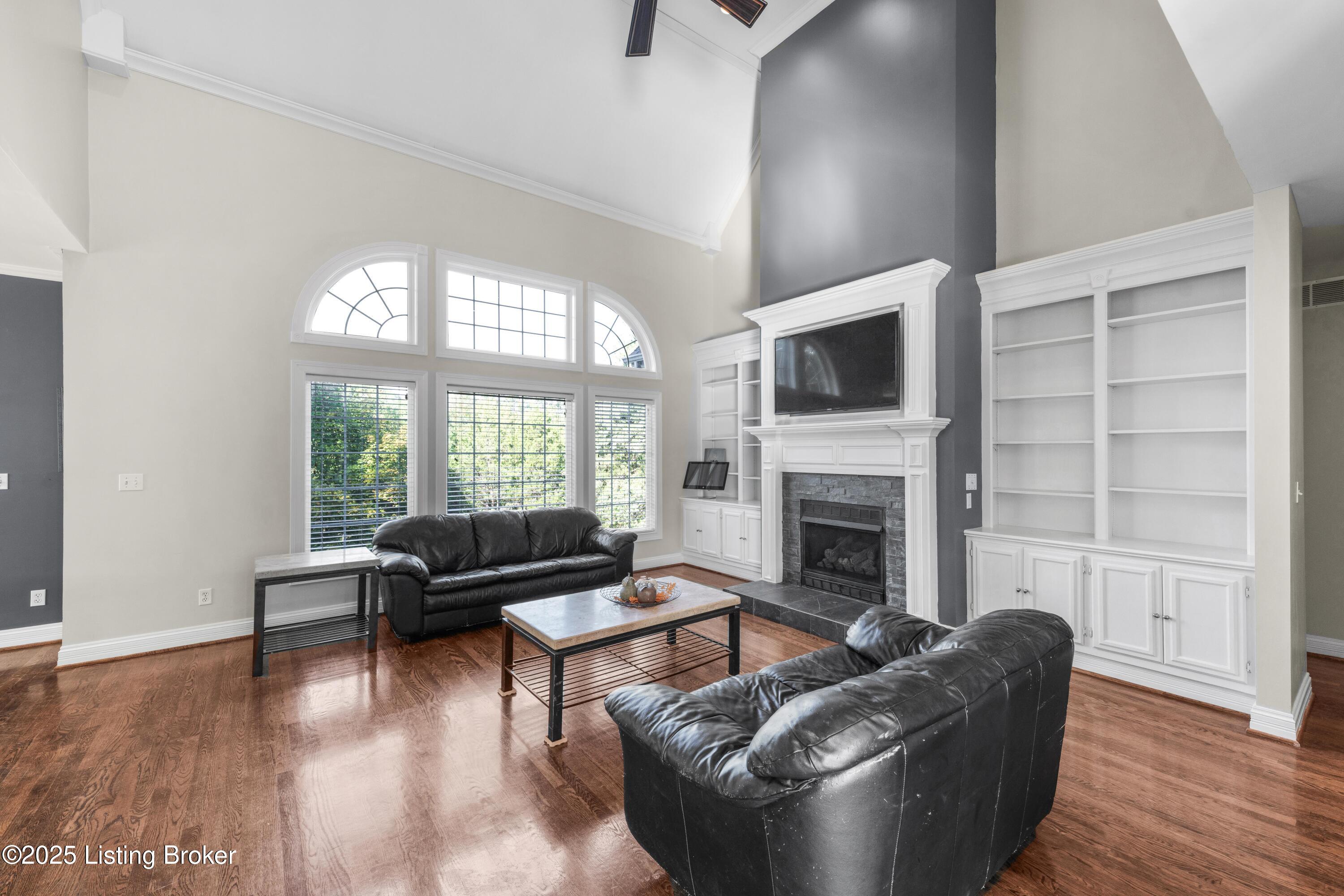11006 Radleigh Ln