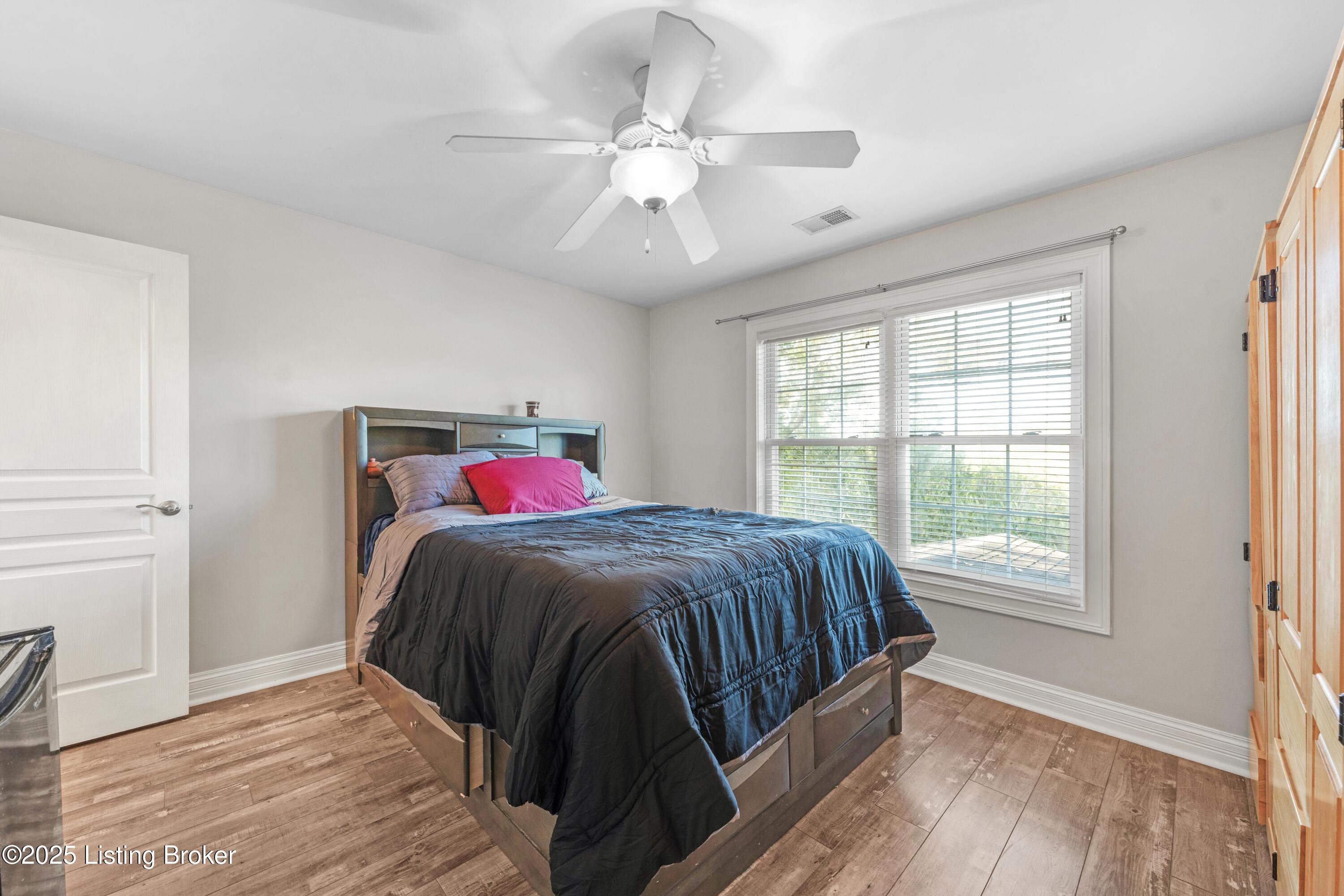 11006 Radleigh Ln