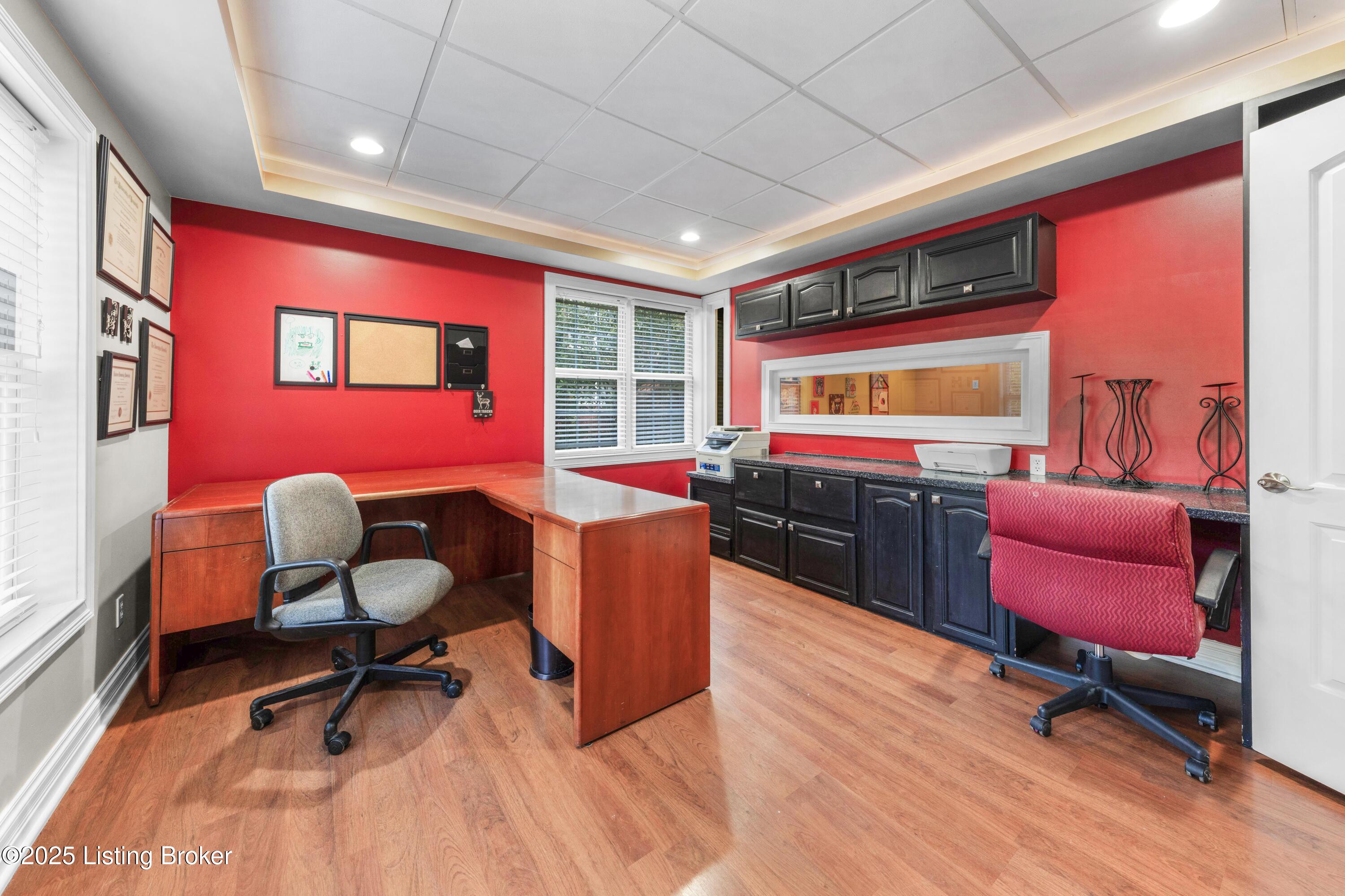11006 Radleigh Ln