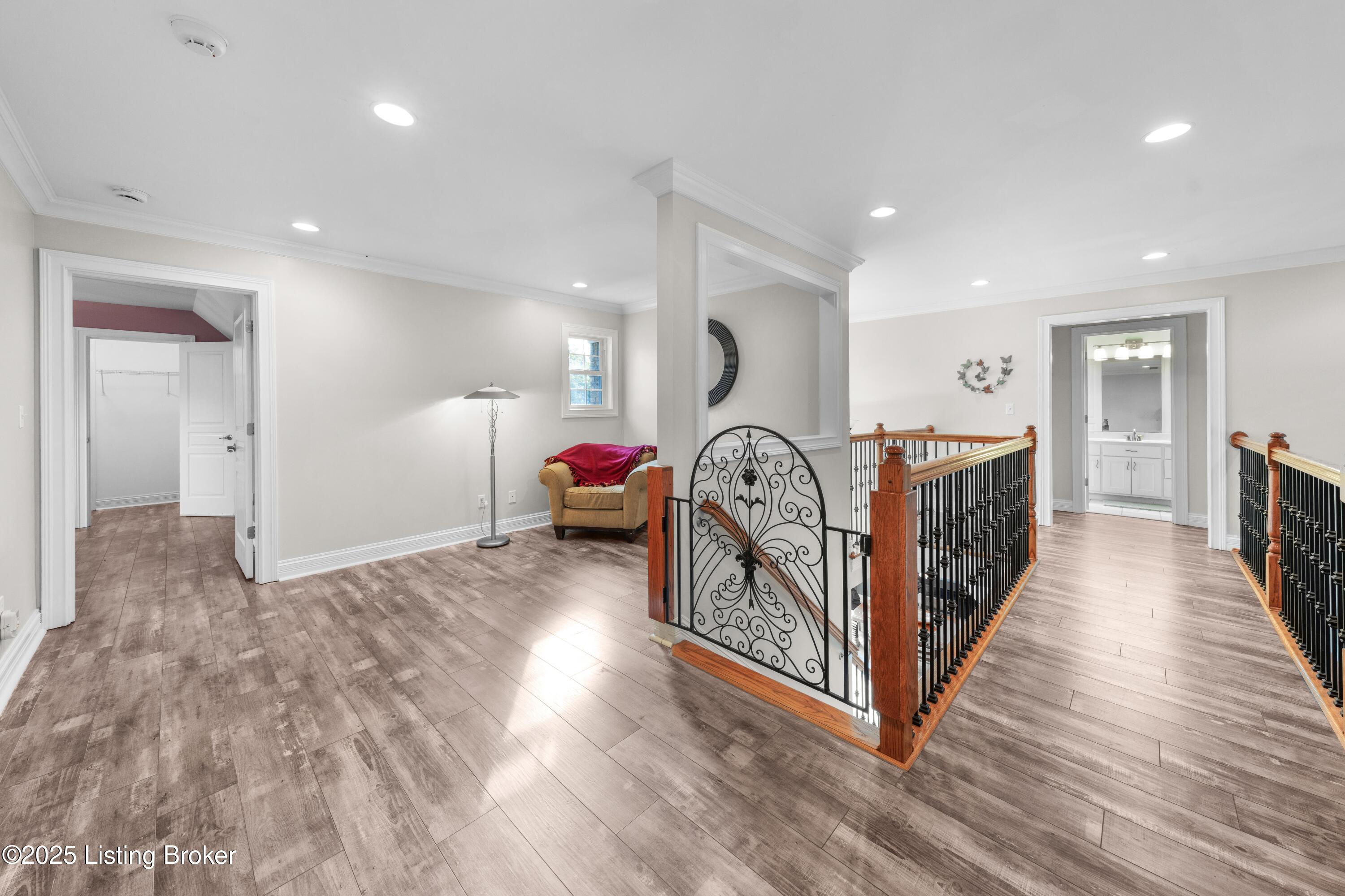 11006 Radleigh Ln