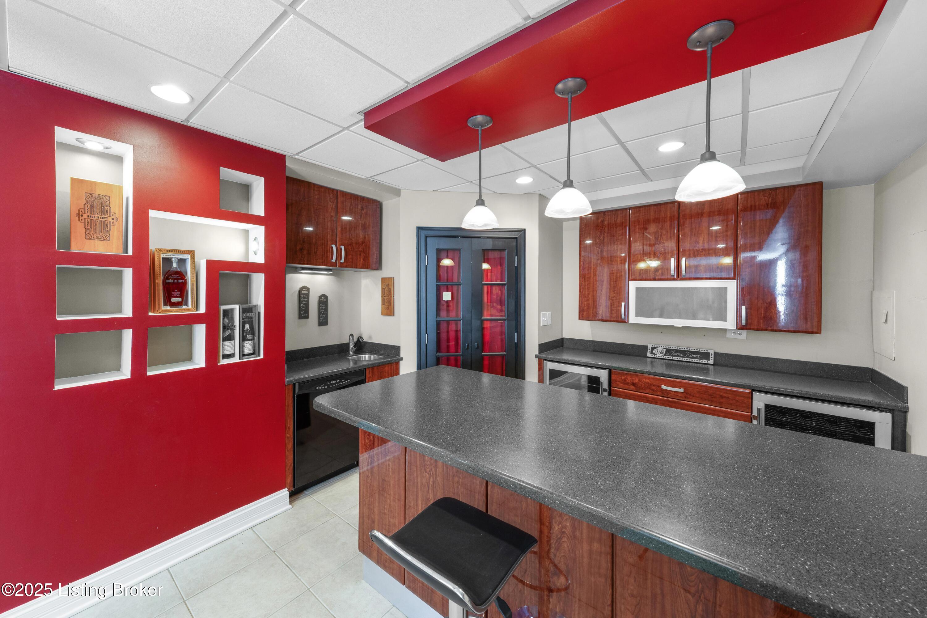 11006 Radleigh Ln