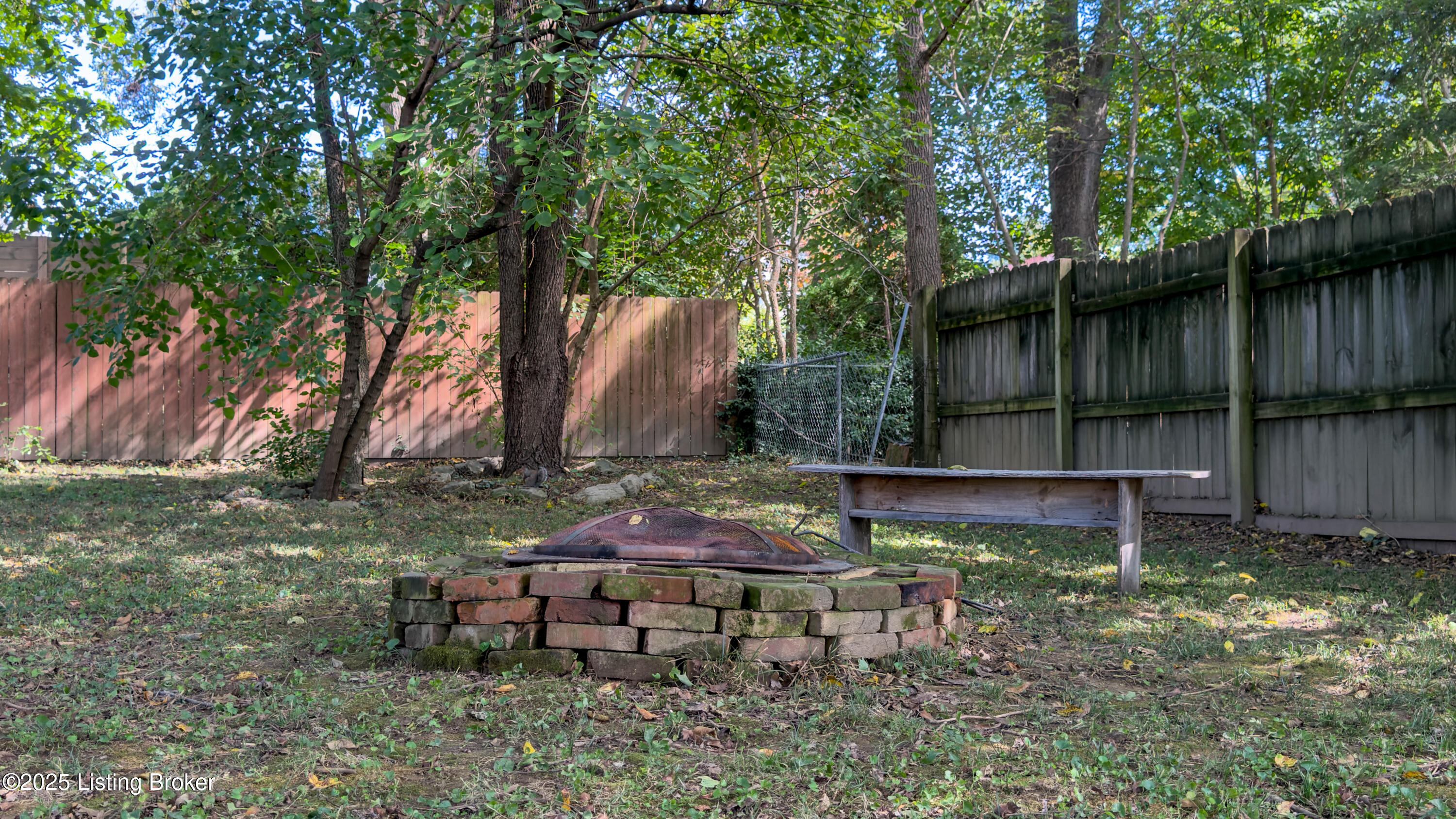 161 N Peterson Ave