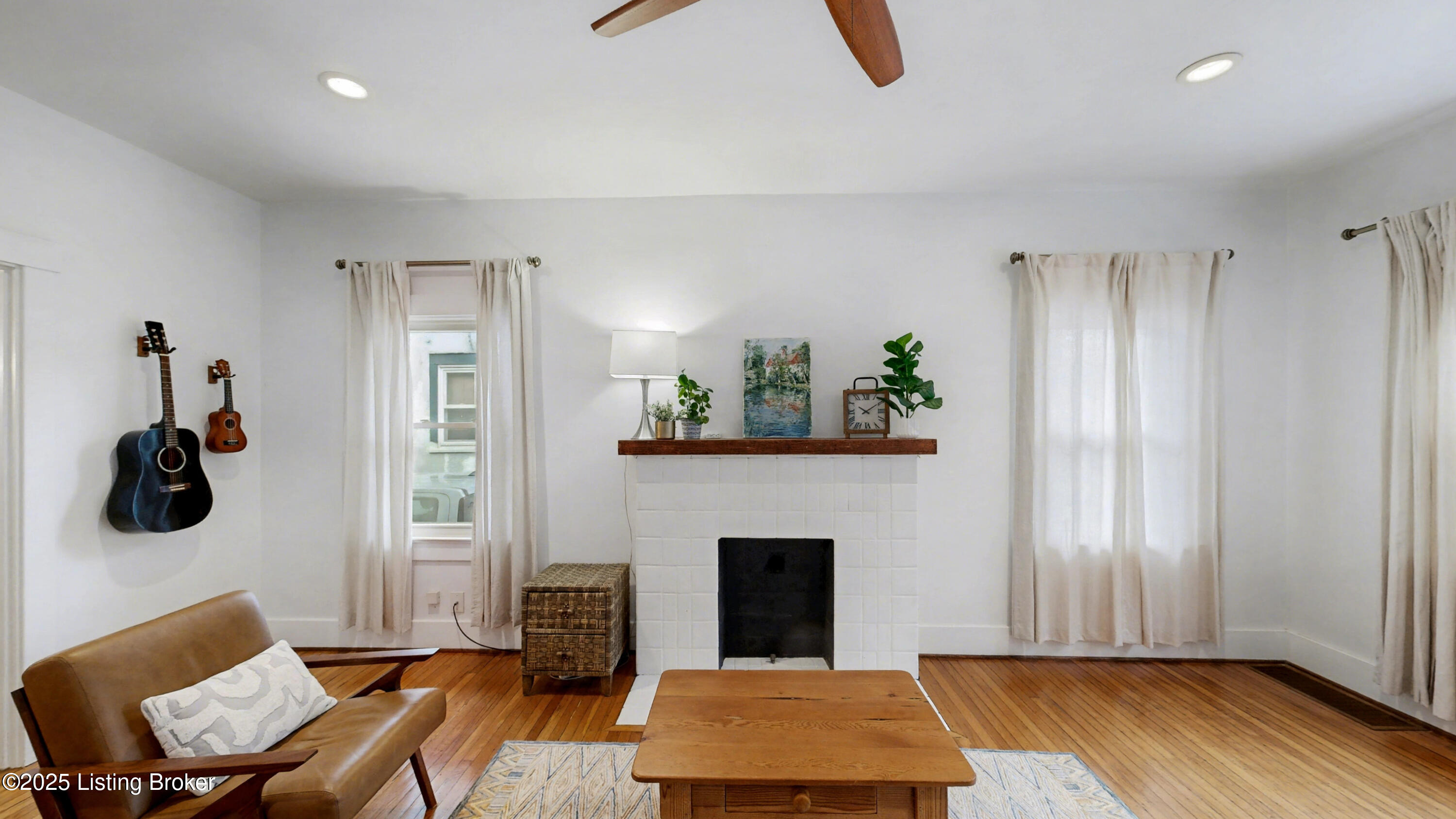 161 N Peterson Ave
