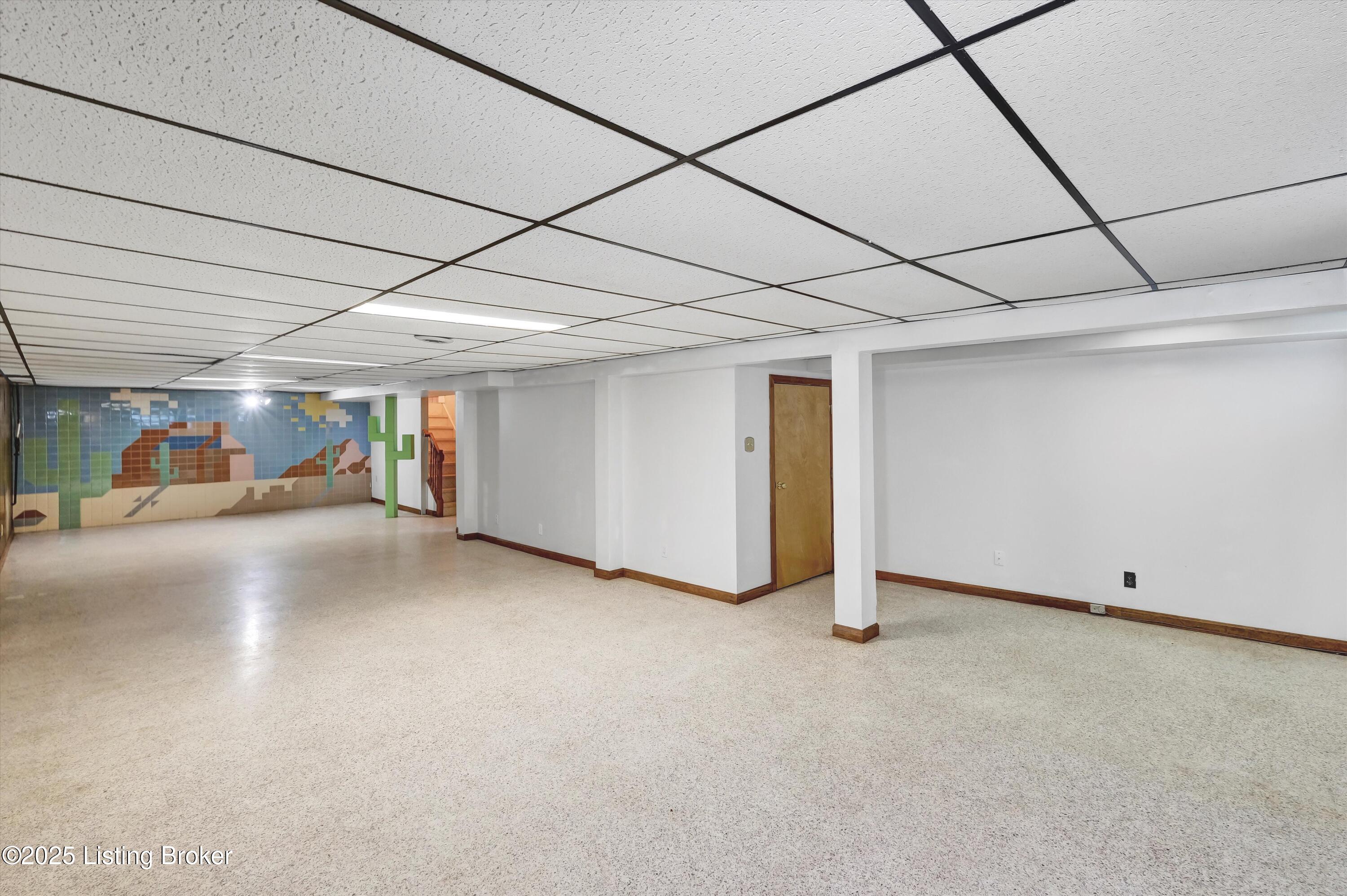 318 Castleview Dr