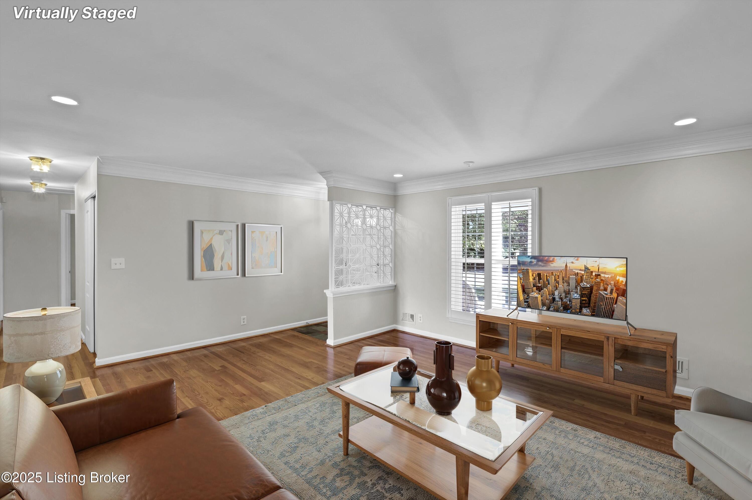 318 Castleview Dr