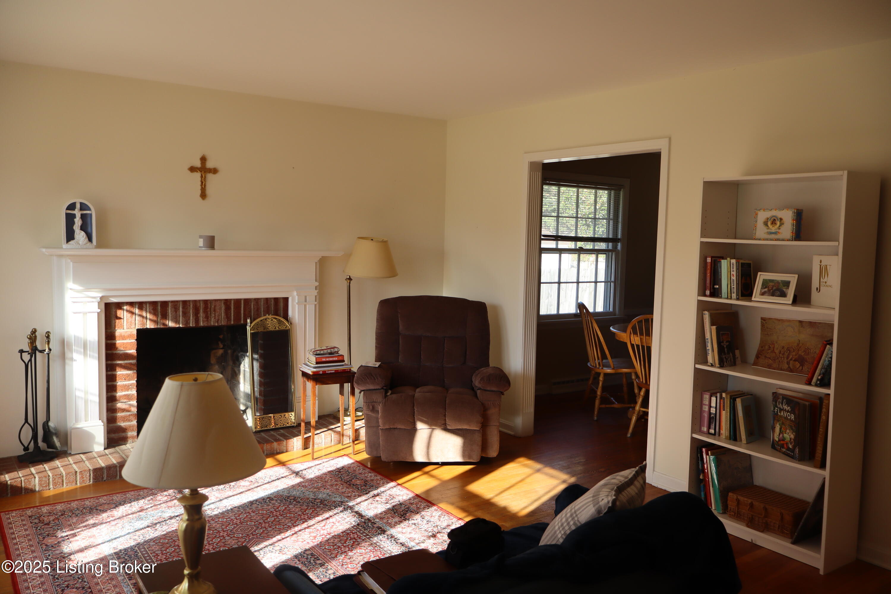 1933 Buttonwood Rd