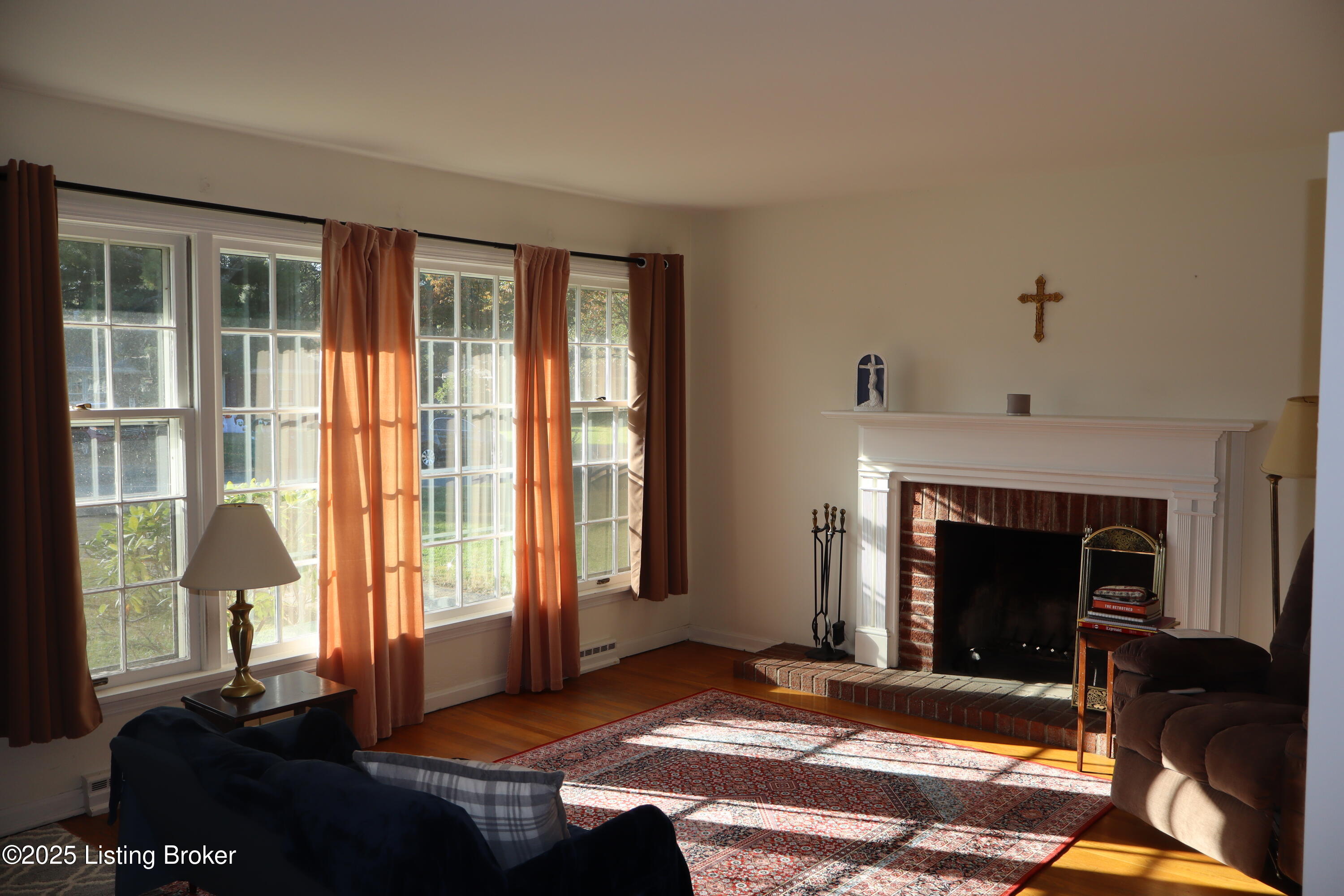 1933 Buttonwood Rd
