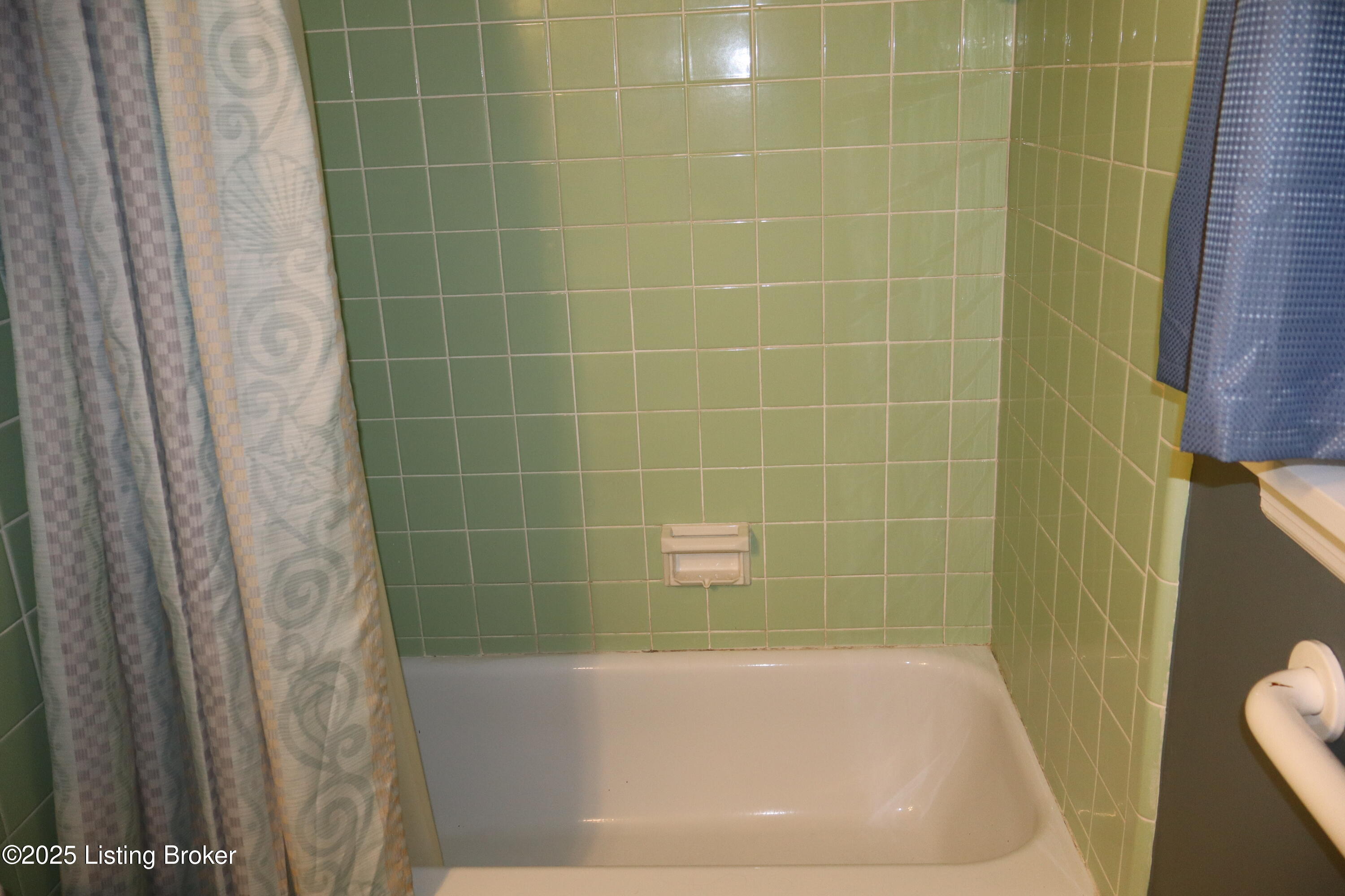 1933 Buttonwood Rd