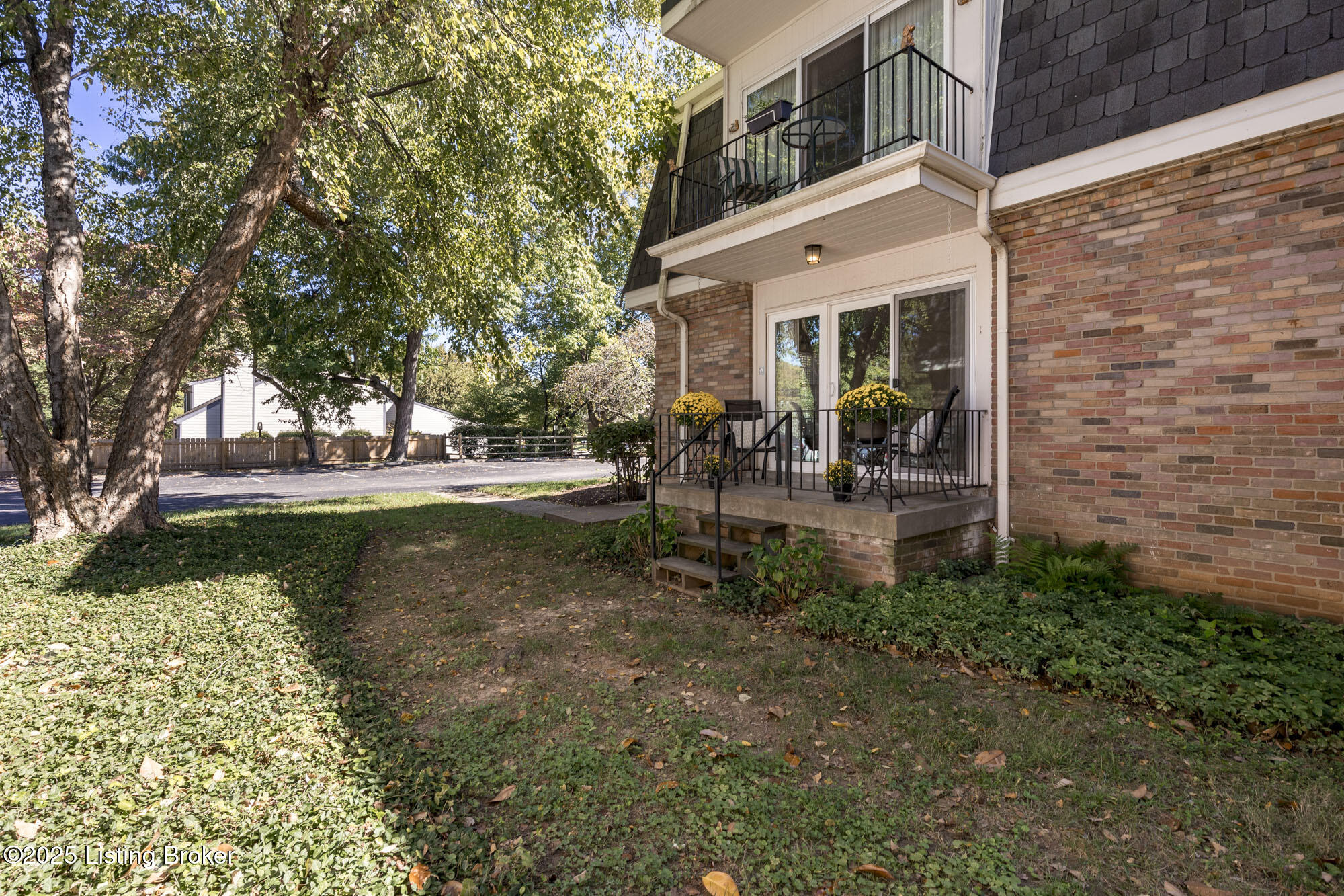 521 Zorn Ave G9