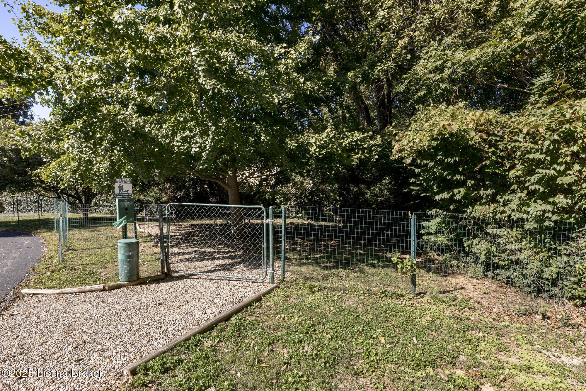 521 Zorn Ave G9