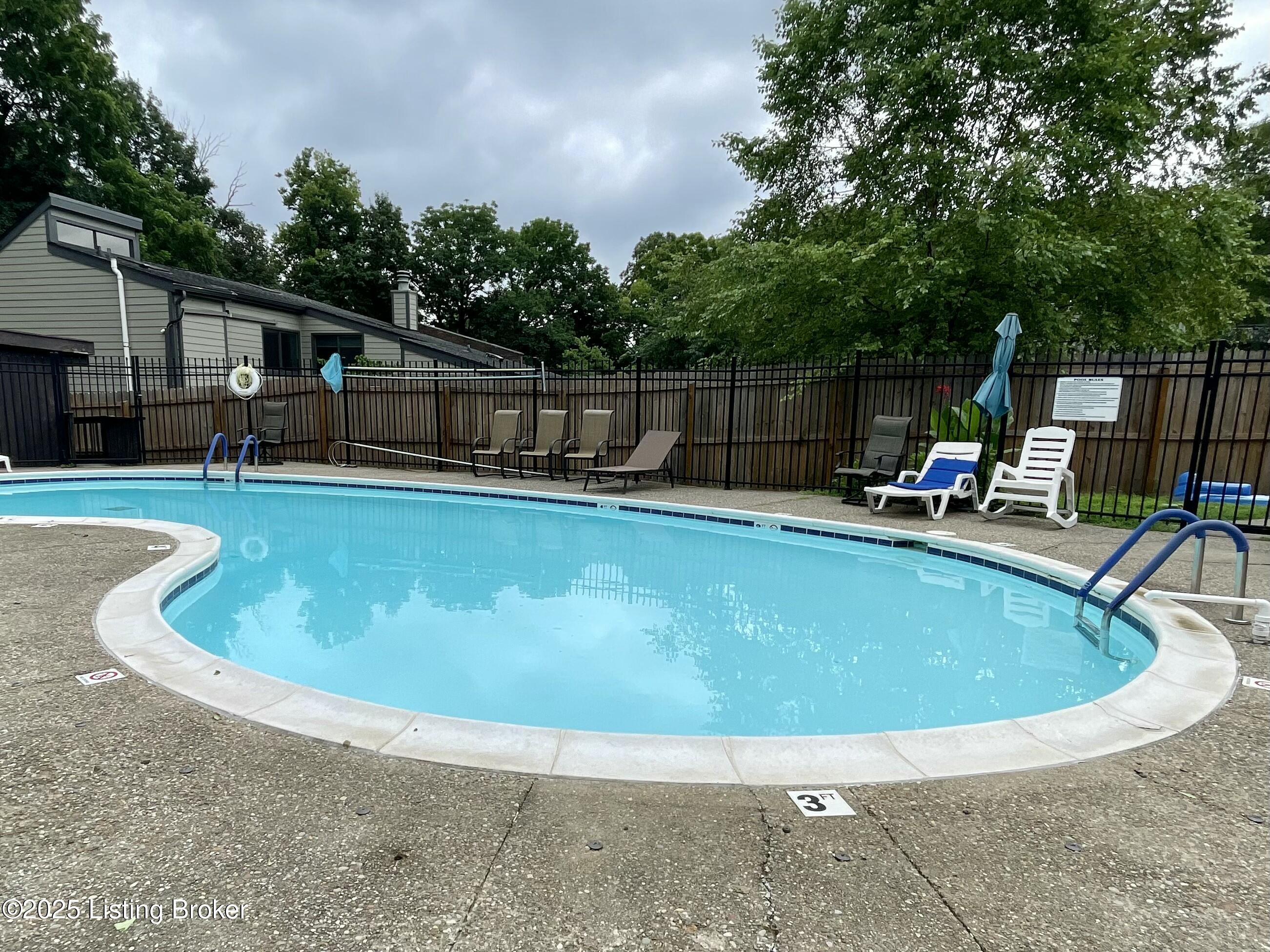 521 Zorn Ave G9