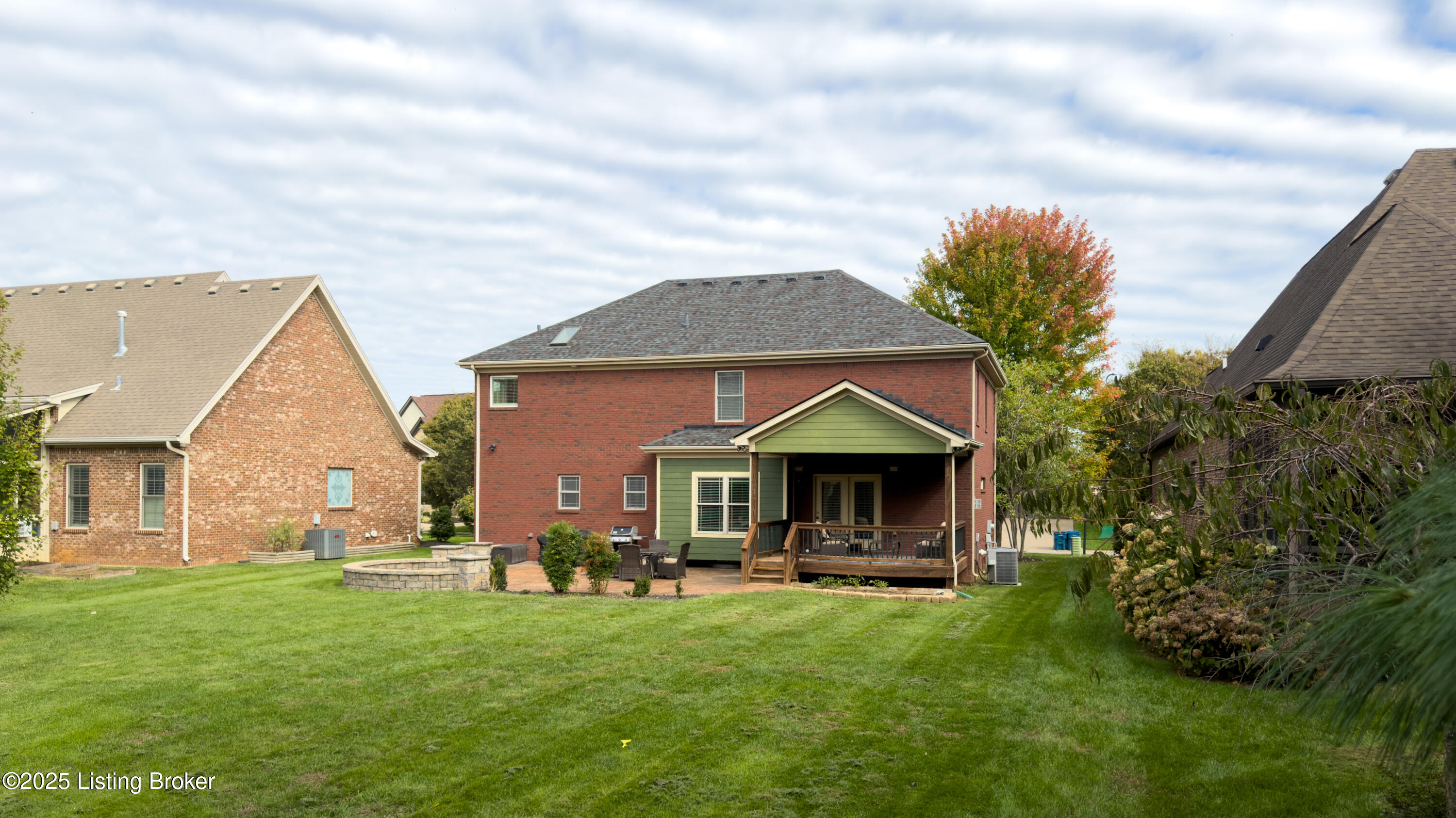5114 Rock Bluff Dr