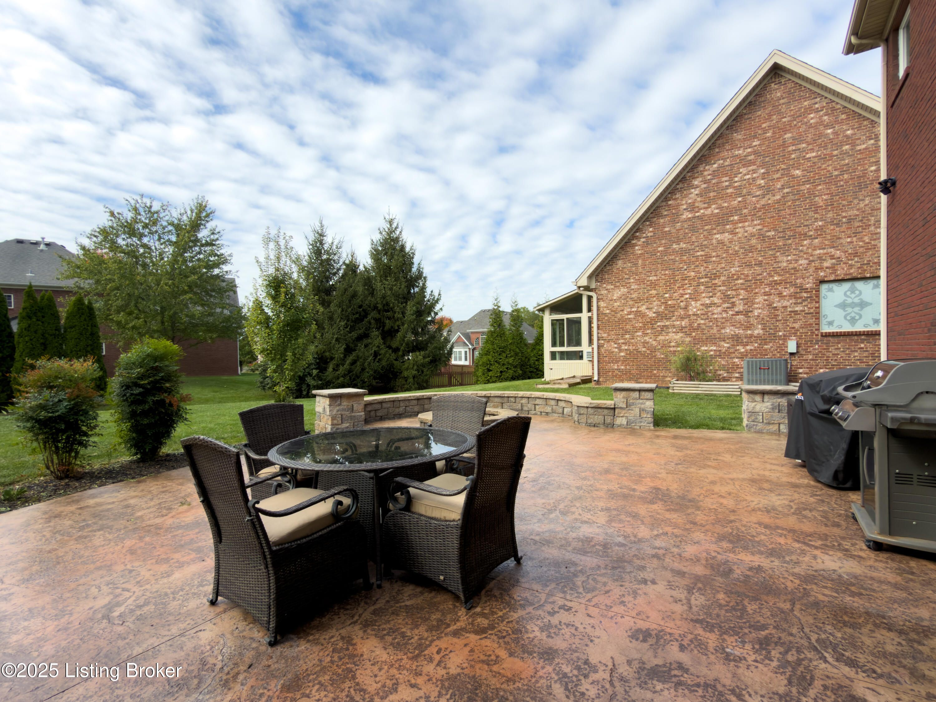 5114 Rock Bluff Dr