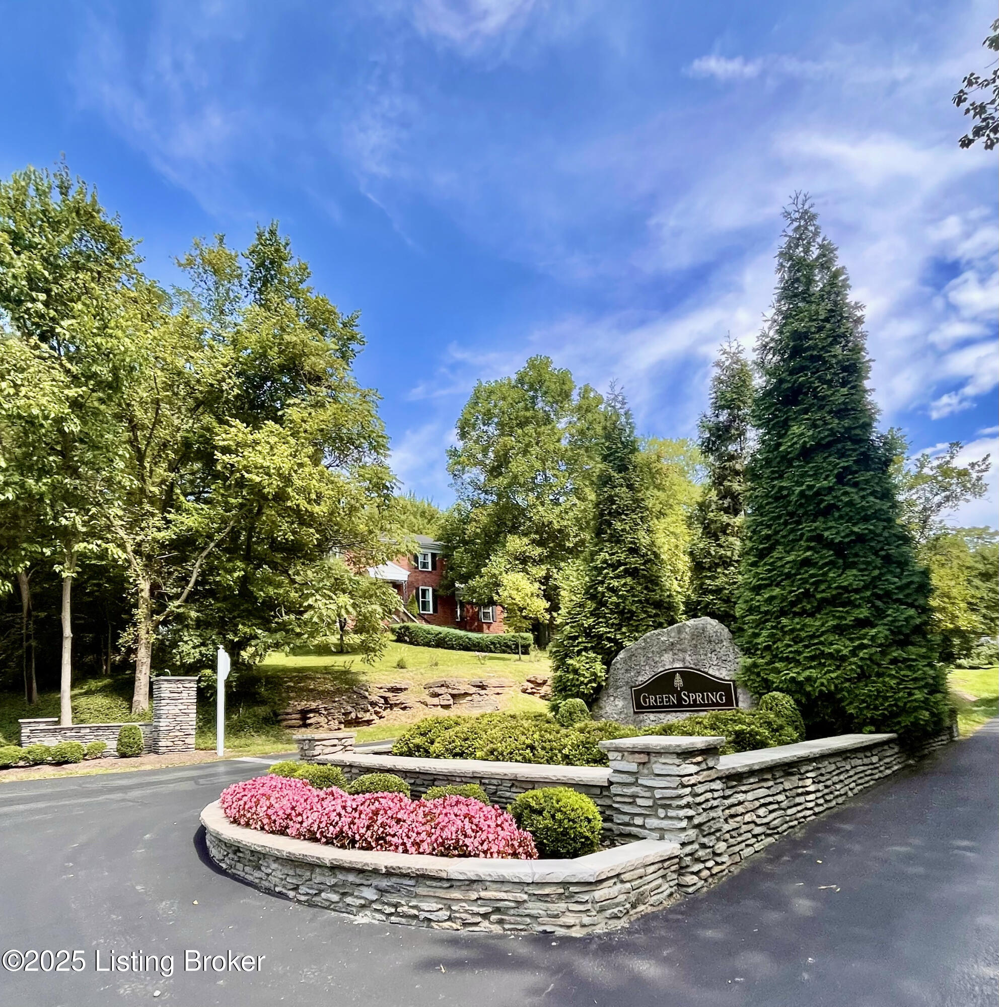 4612 Deepwood Ct