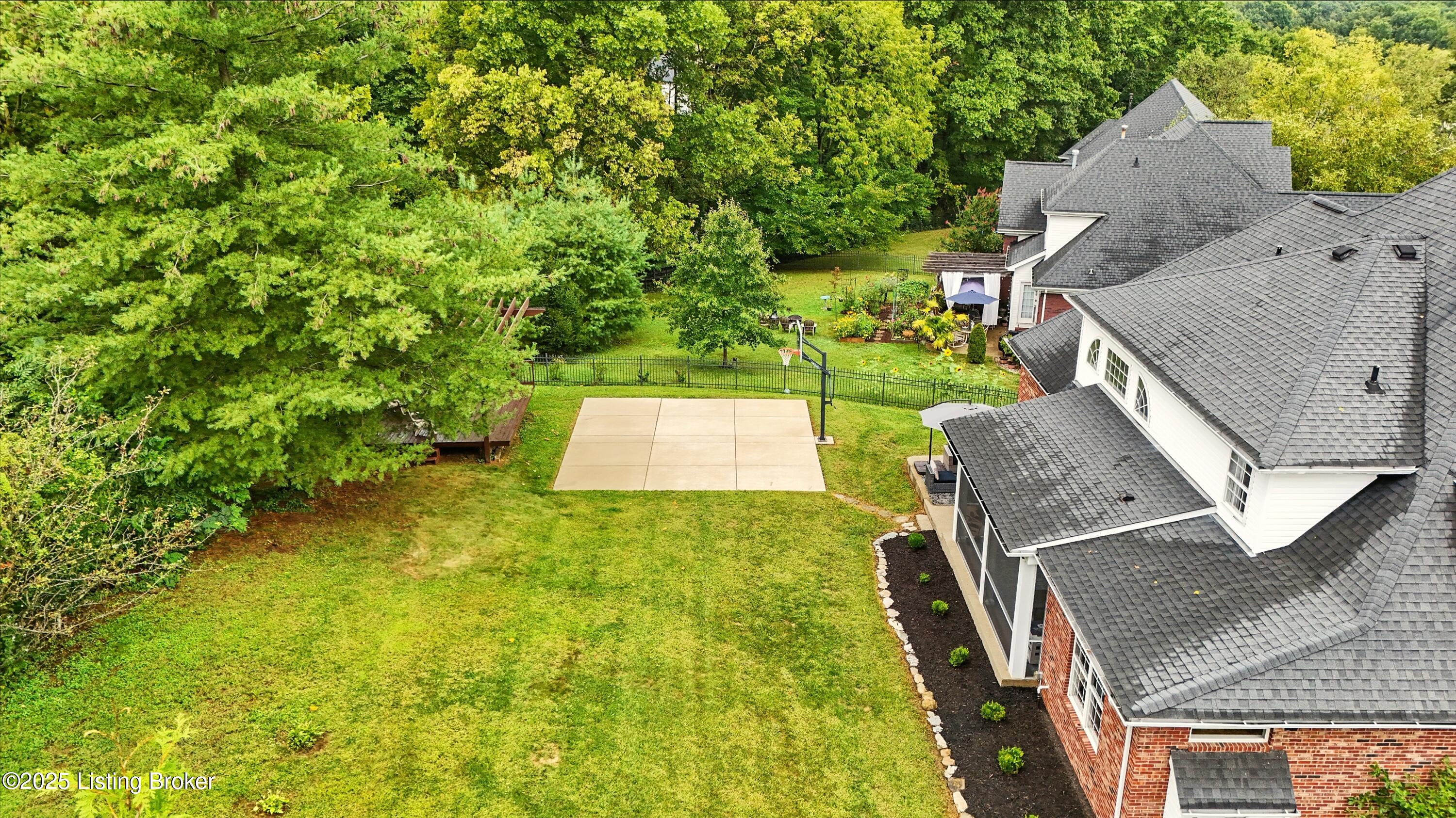 18410 Shallowford Ln