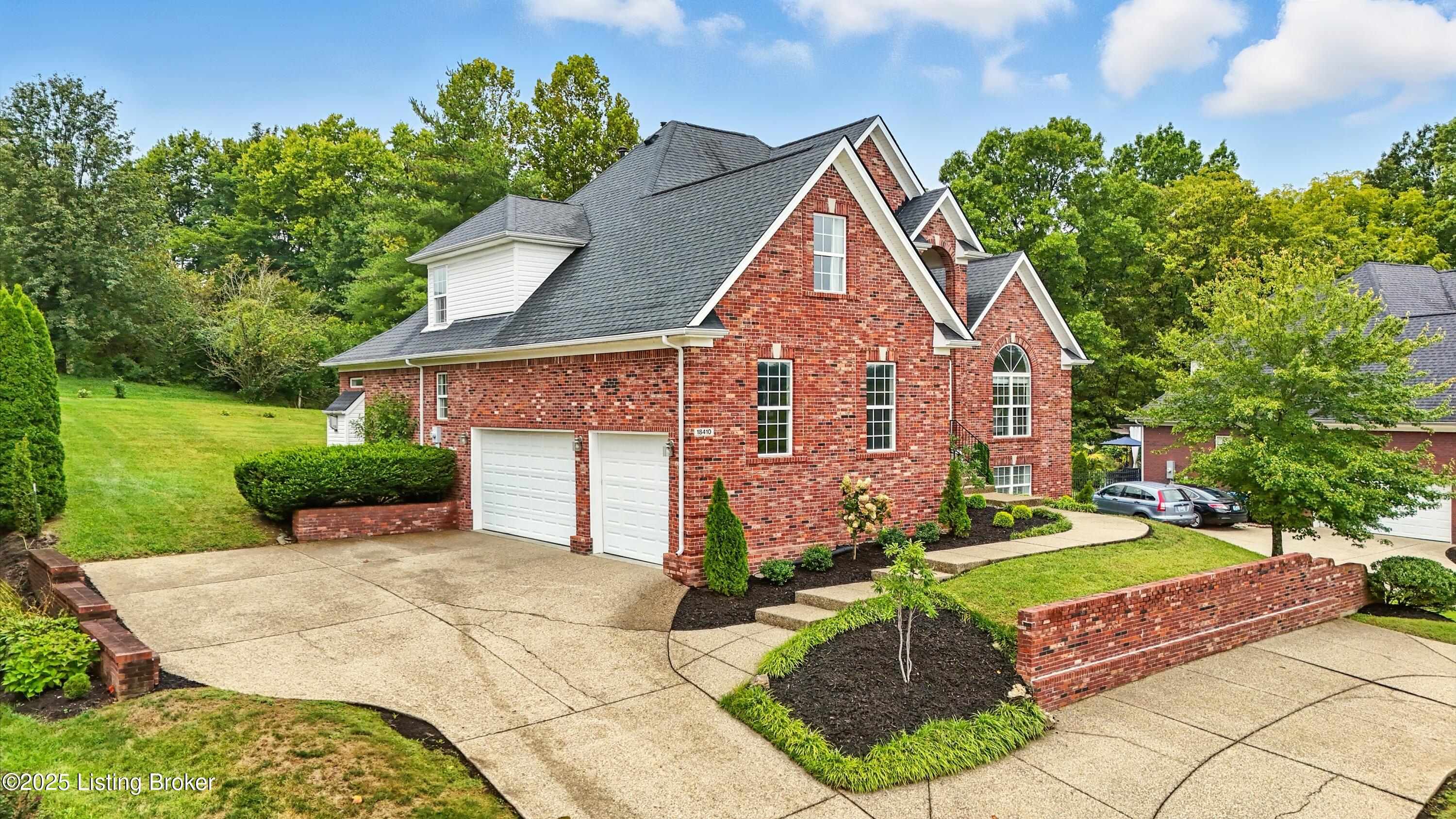 18410 Shallowford Ln